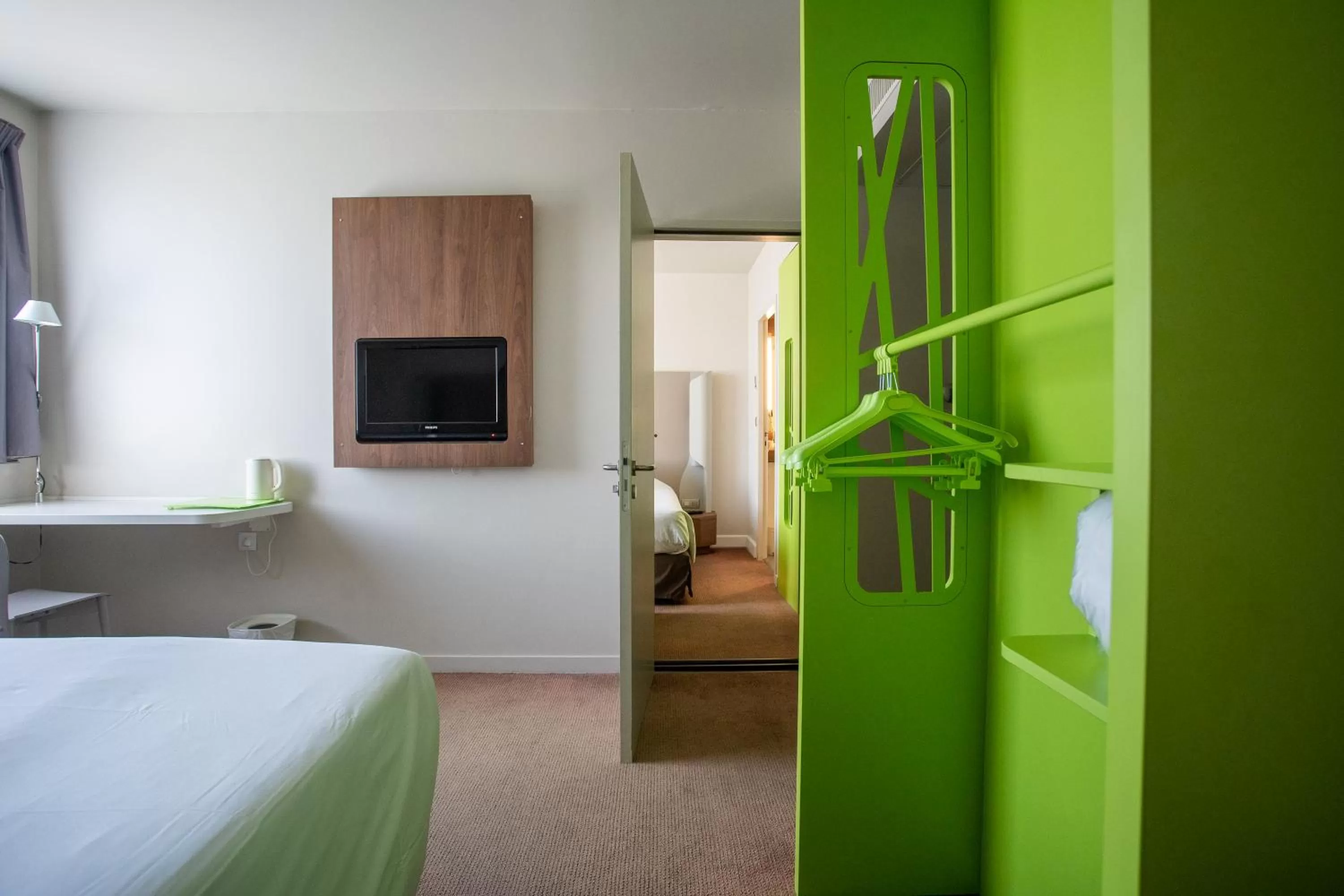 Bedroom, Bed in Campanile Carcassonne Est - La Cité