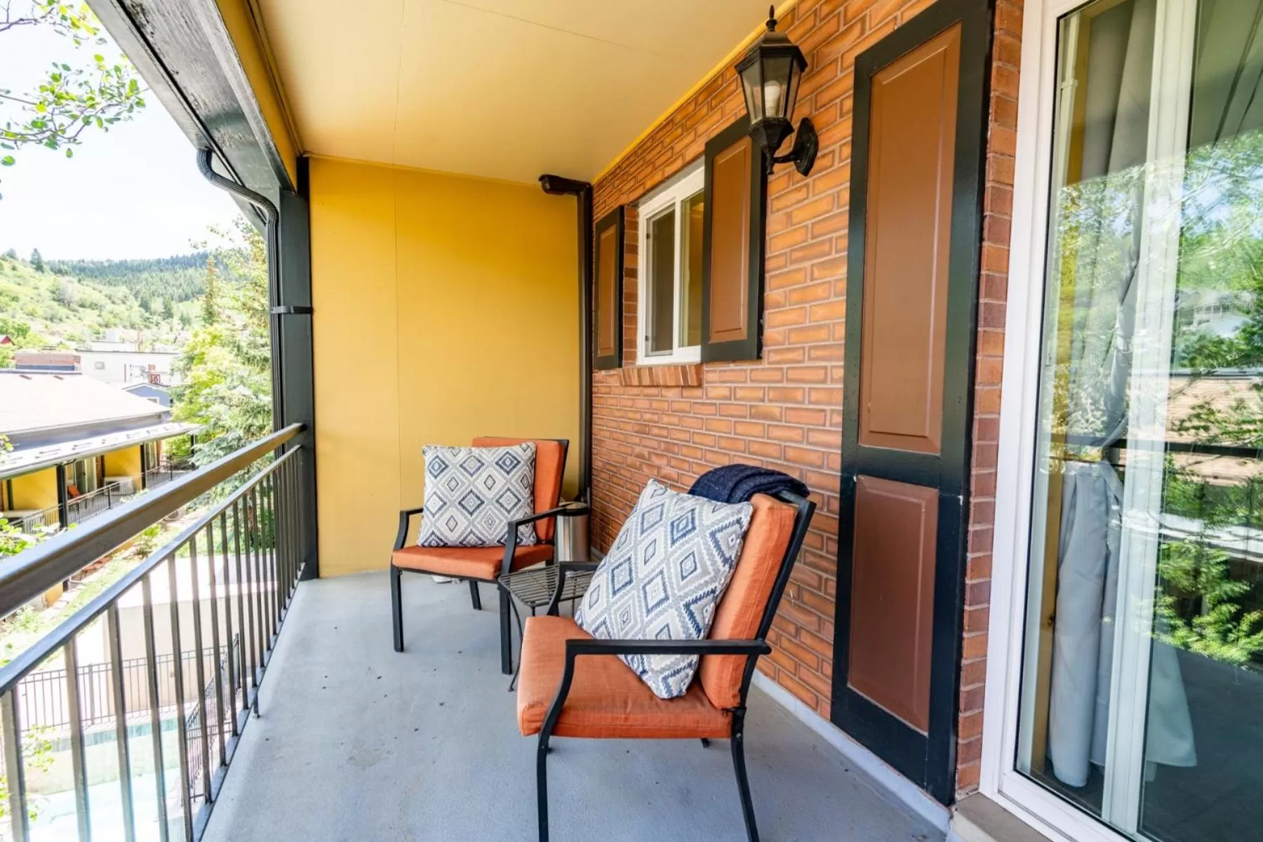 Treasure Mountain Inn