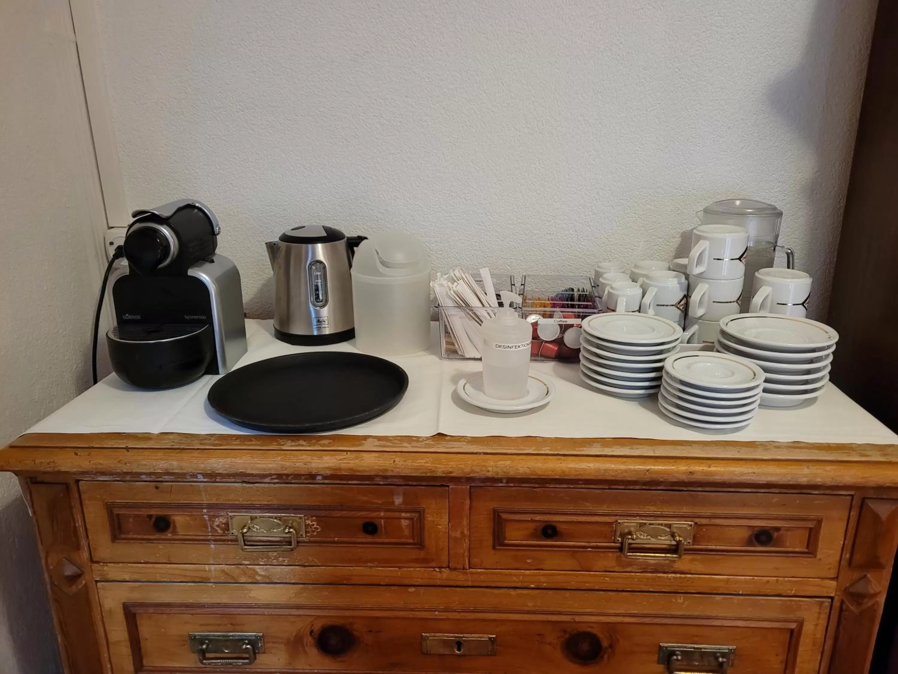 Coffee/tea facilities in Zunfthaus zur Rebleuten