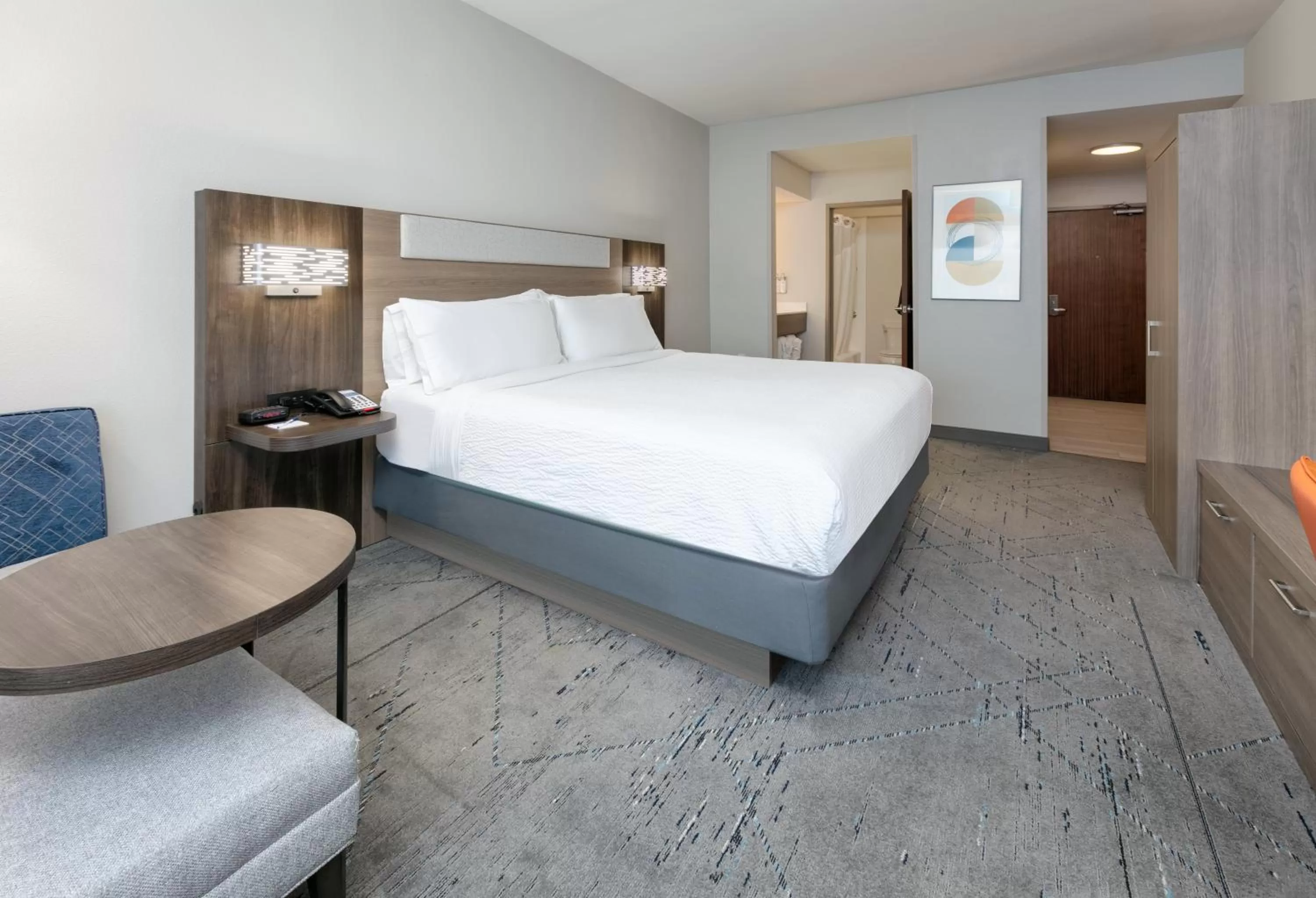 Bedroom, Bed in Holiday Inn Express & Suites DALLAS PARK CENTRAL NORTHEAST by IHG
