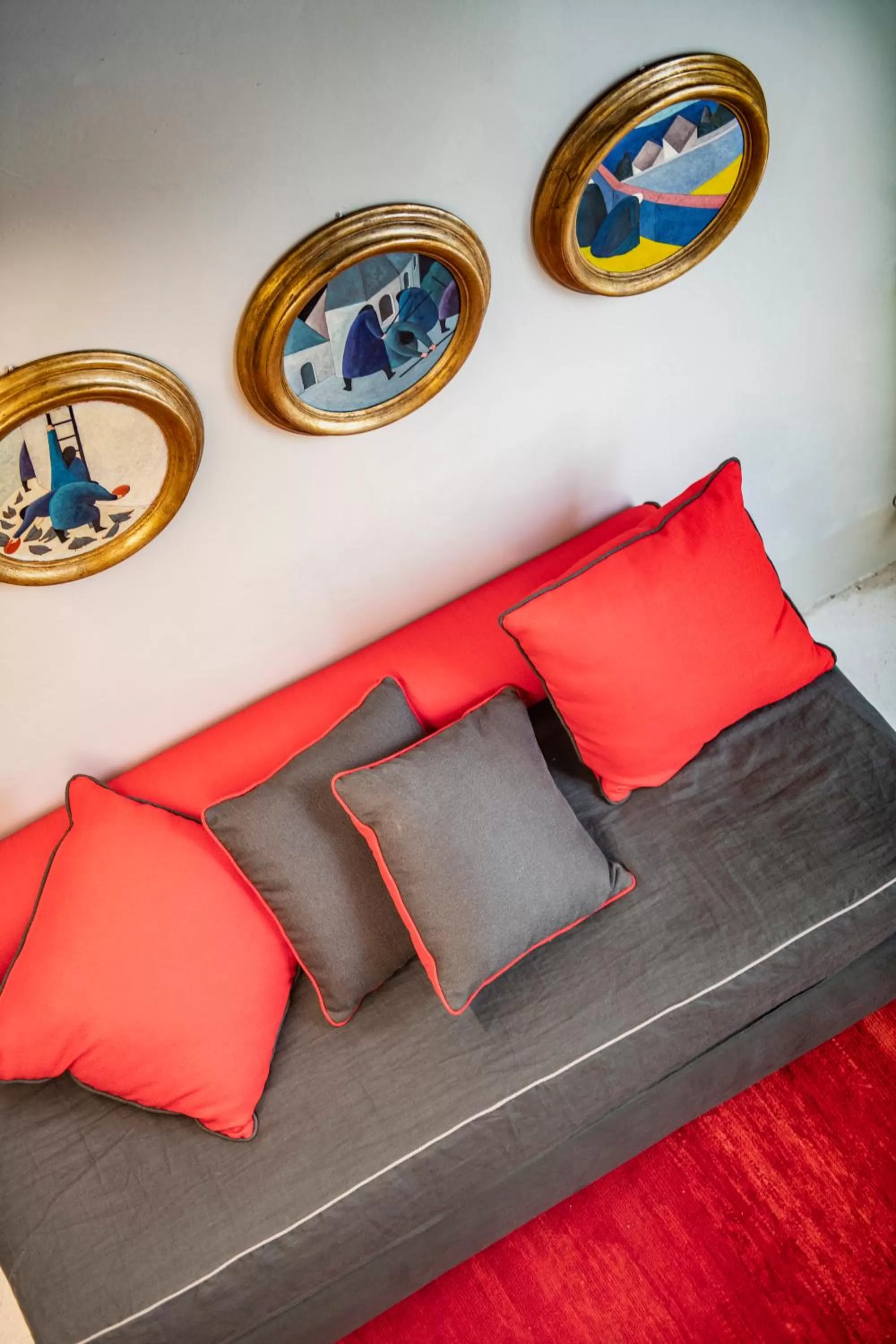 Seating area in Casa Botticelli