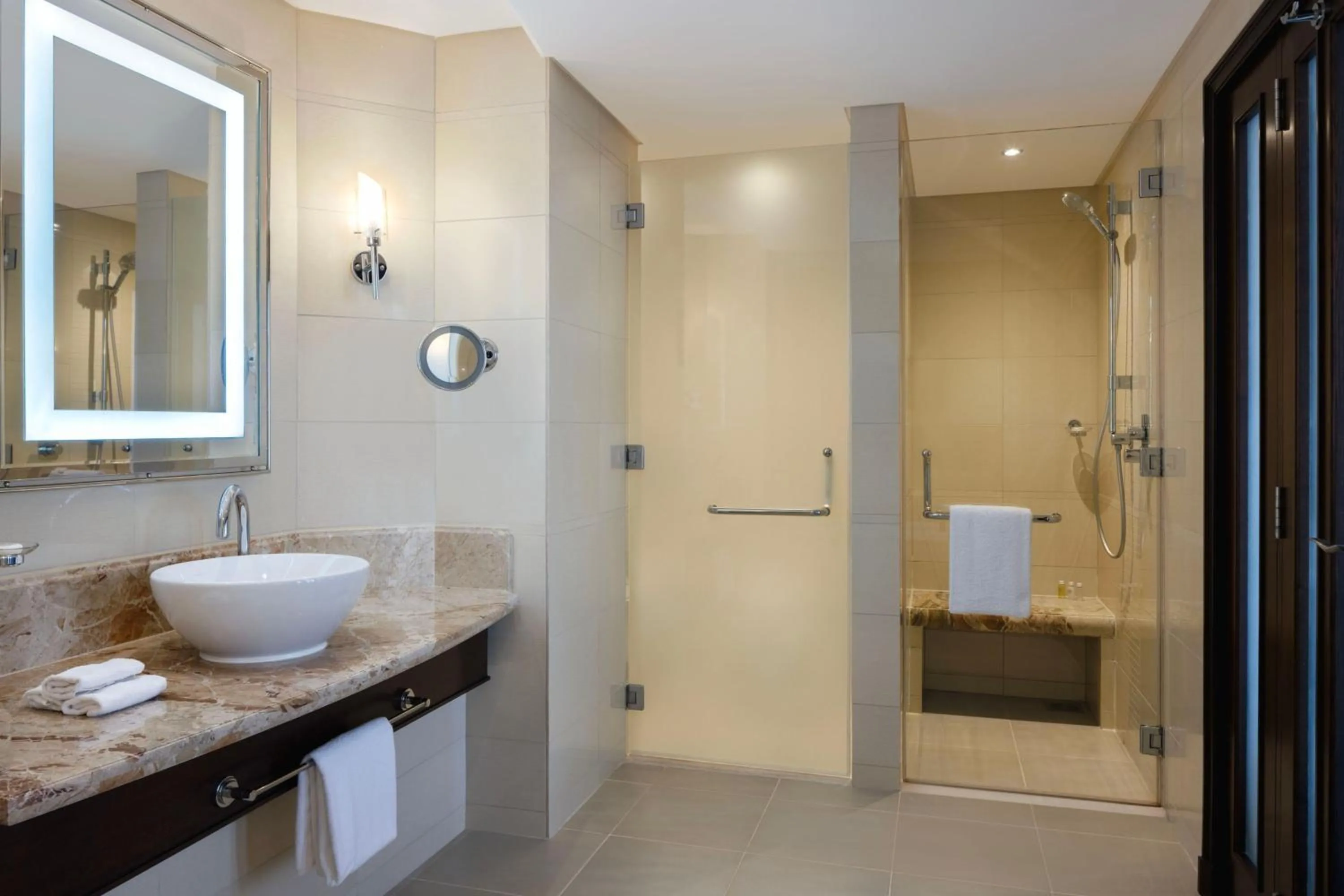 Bathroom in Sheraton Oman Hotel