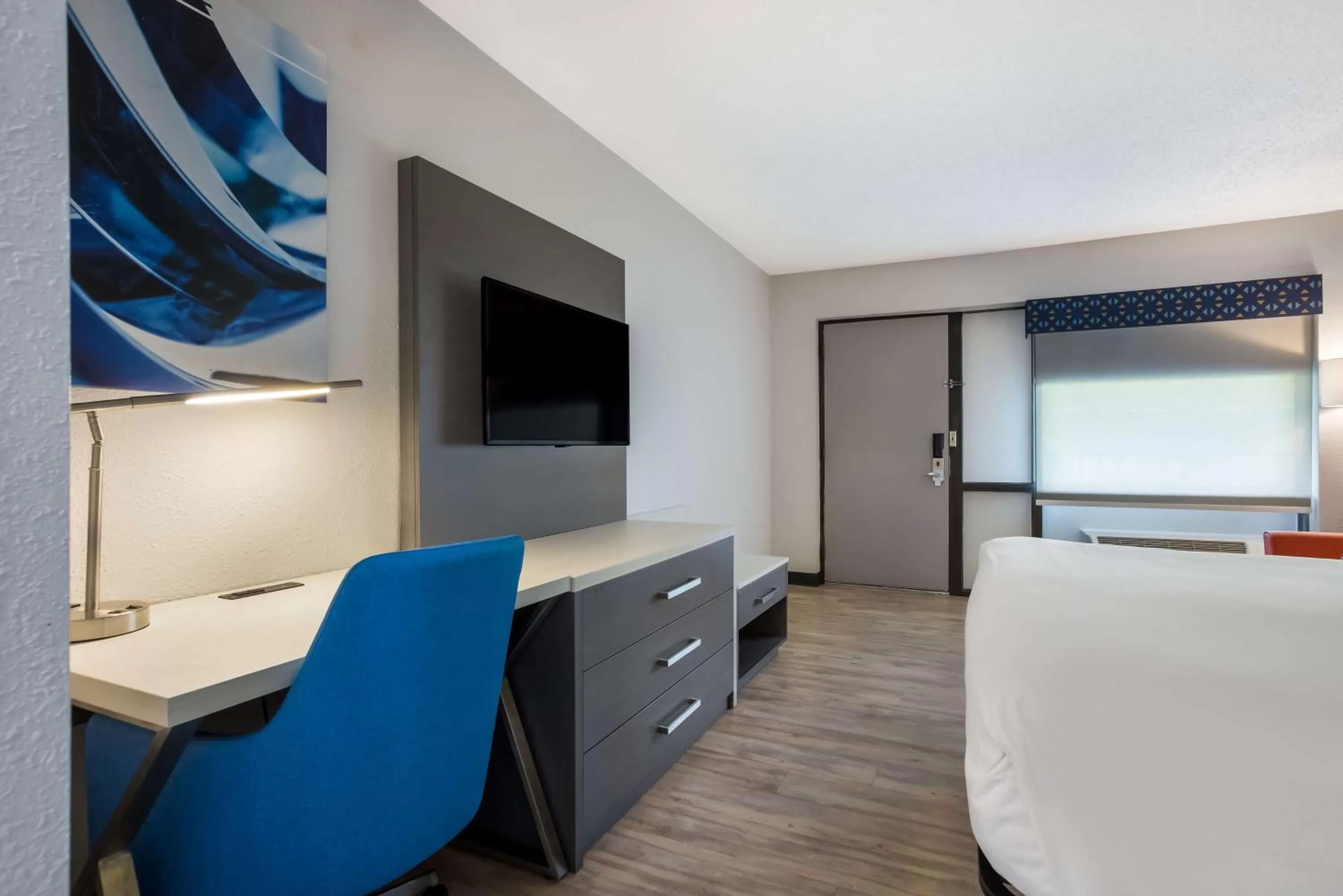 Bedroom, Bed in Best Western Bordentown Inn