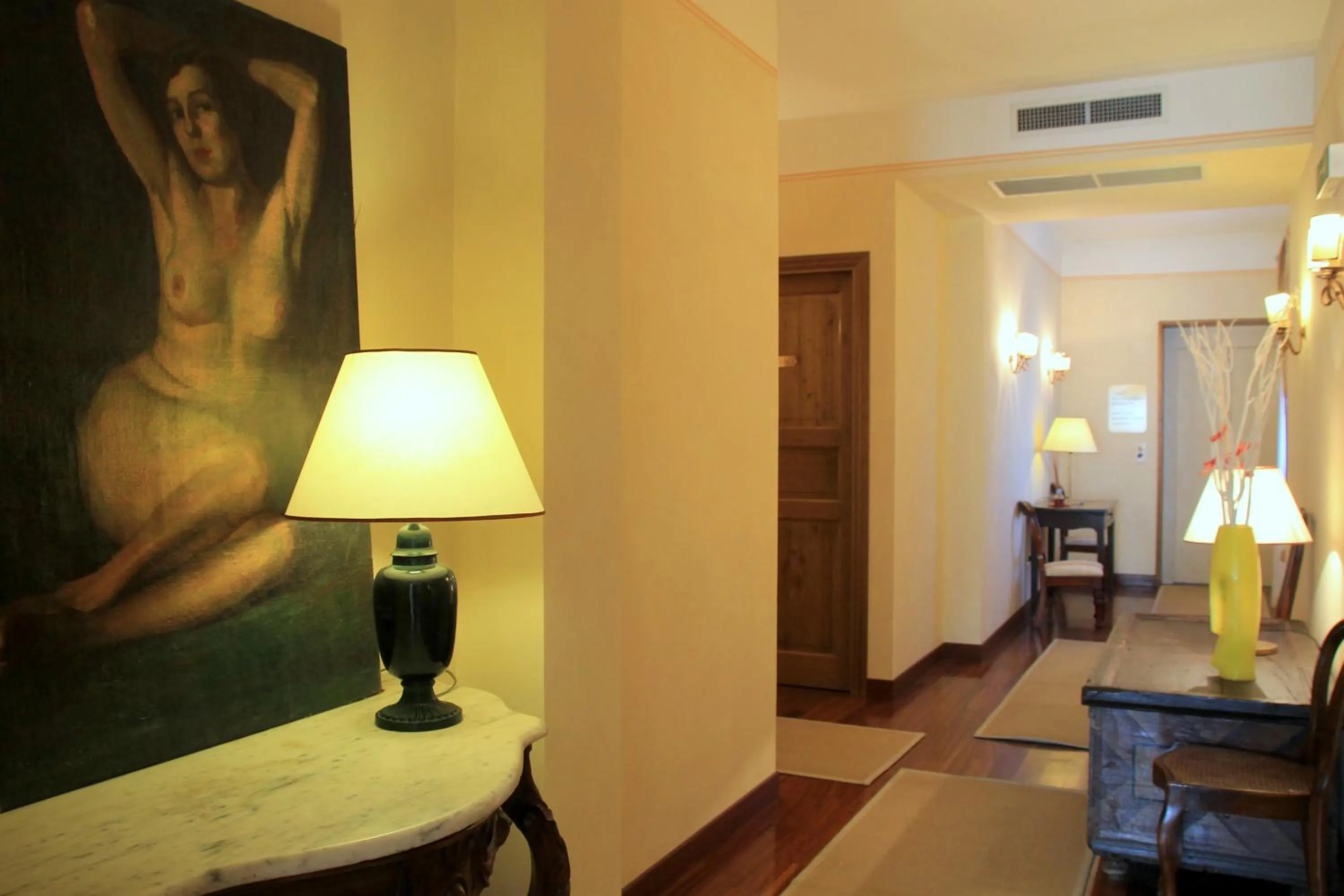 Decorative detail in Hotel & Ristorante degli Angeli