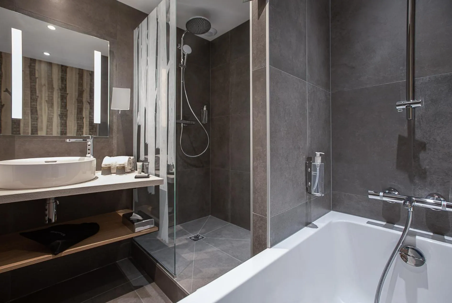 Bathroom in Altezza - Arc 1800 Hotel & Spa - ex Mercure