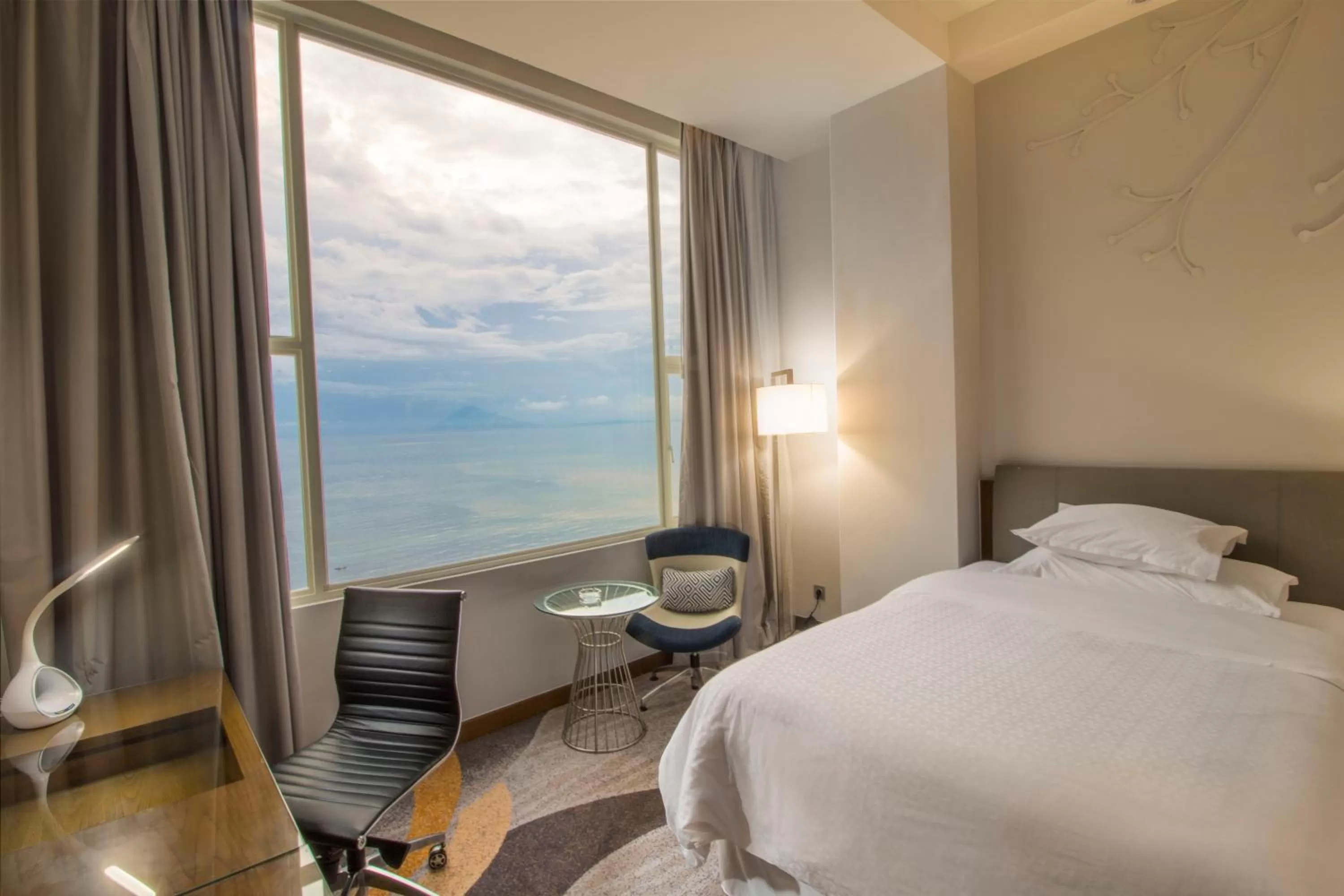 Bed in Four Points by Sheraton Manado