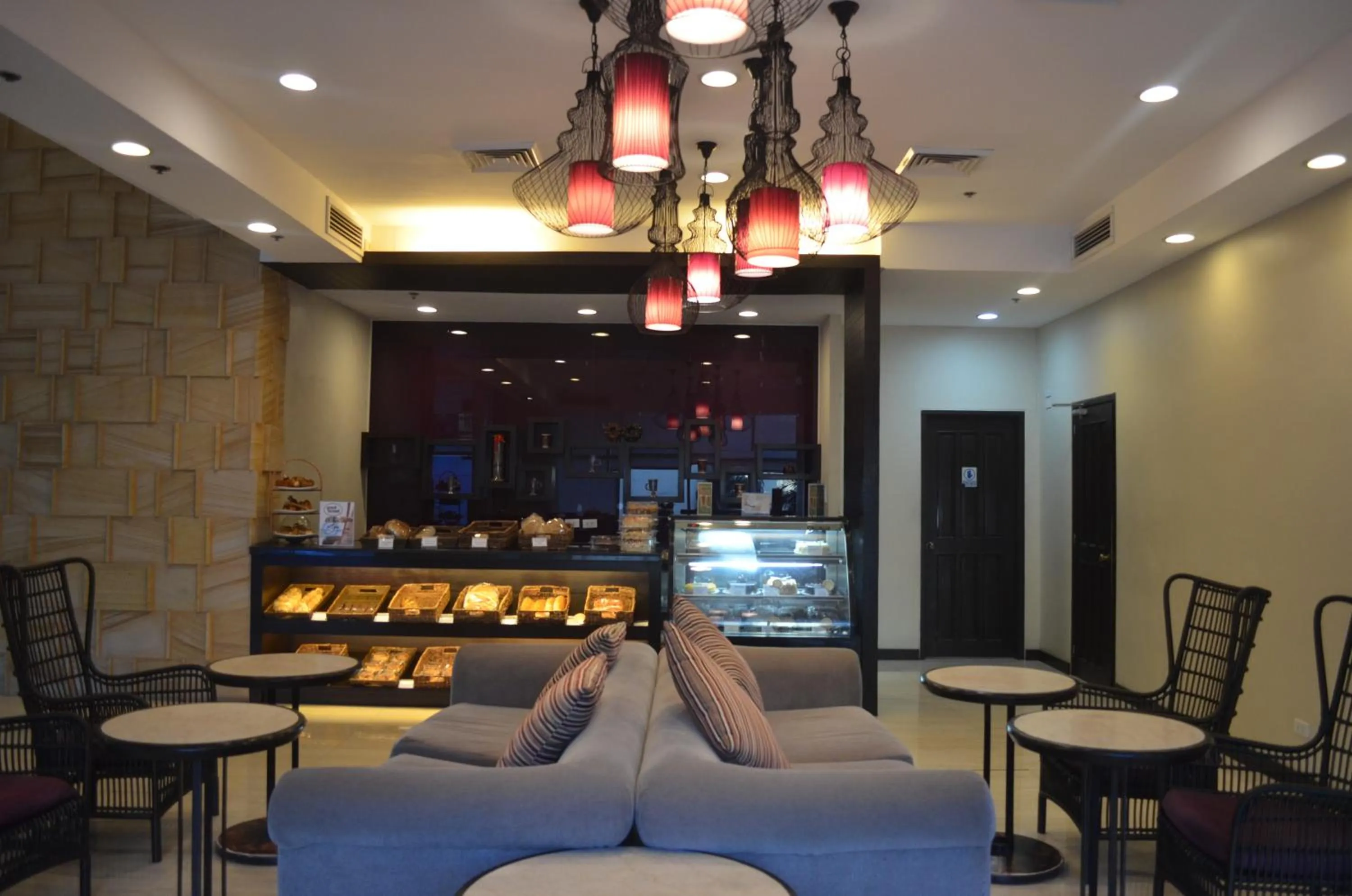 El Cielito Inn - Sta. Rosa