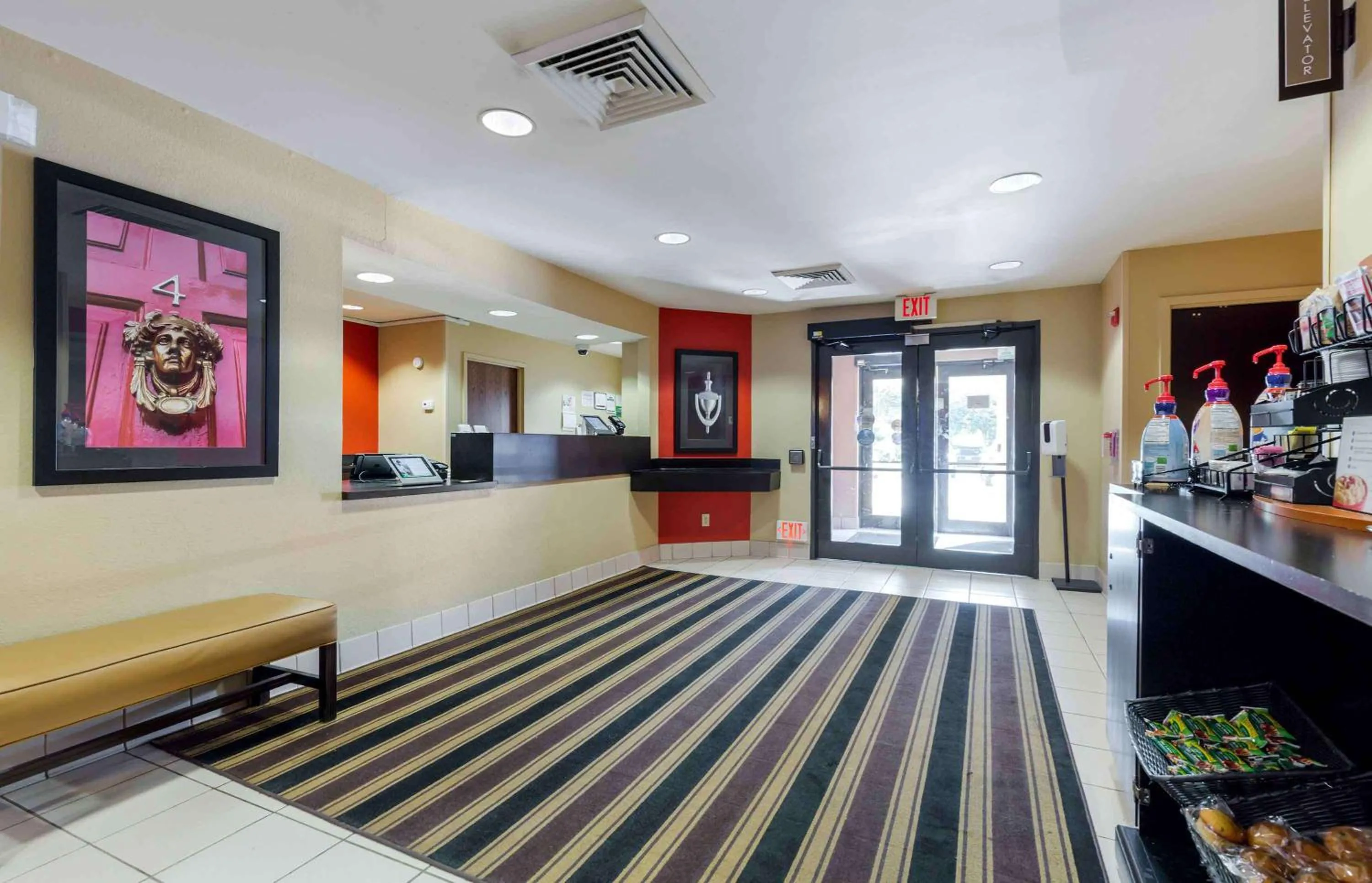 Lobby or reception in Extended Stay America Suites - Washington, DC - Sterling