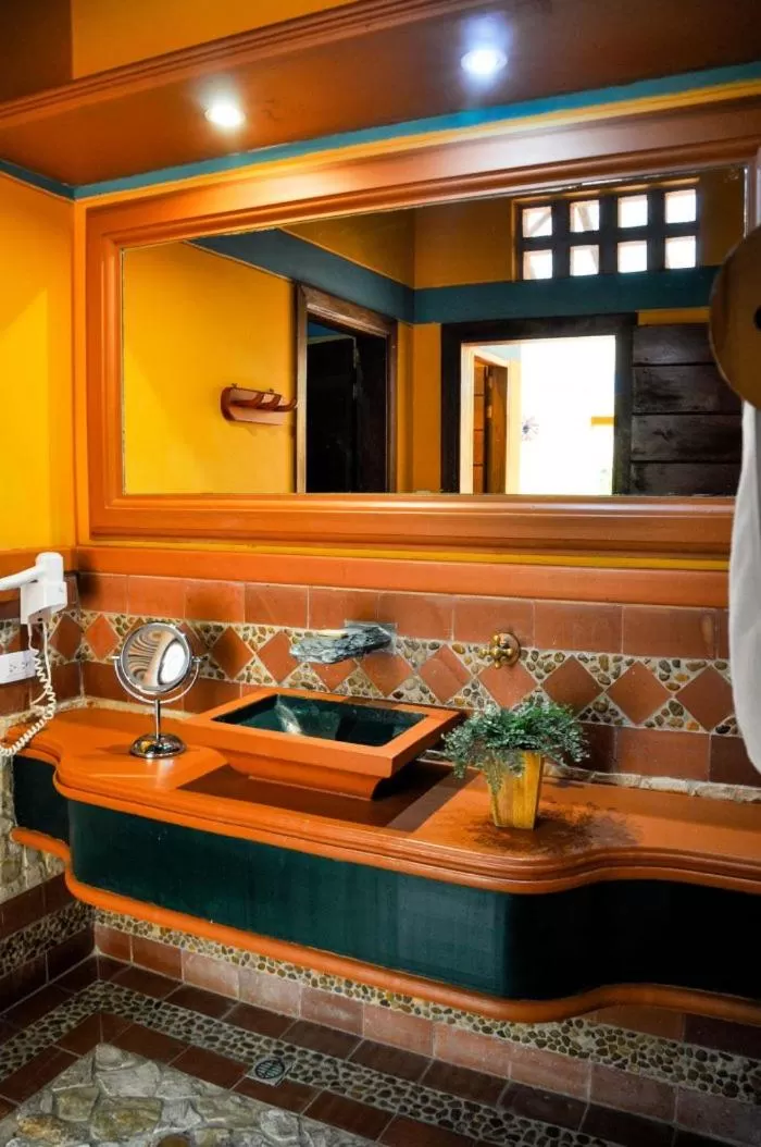 Bathroom in Hotel Portón del Sol