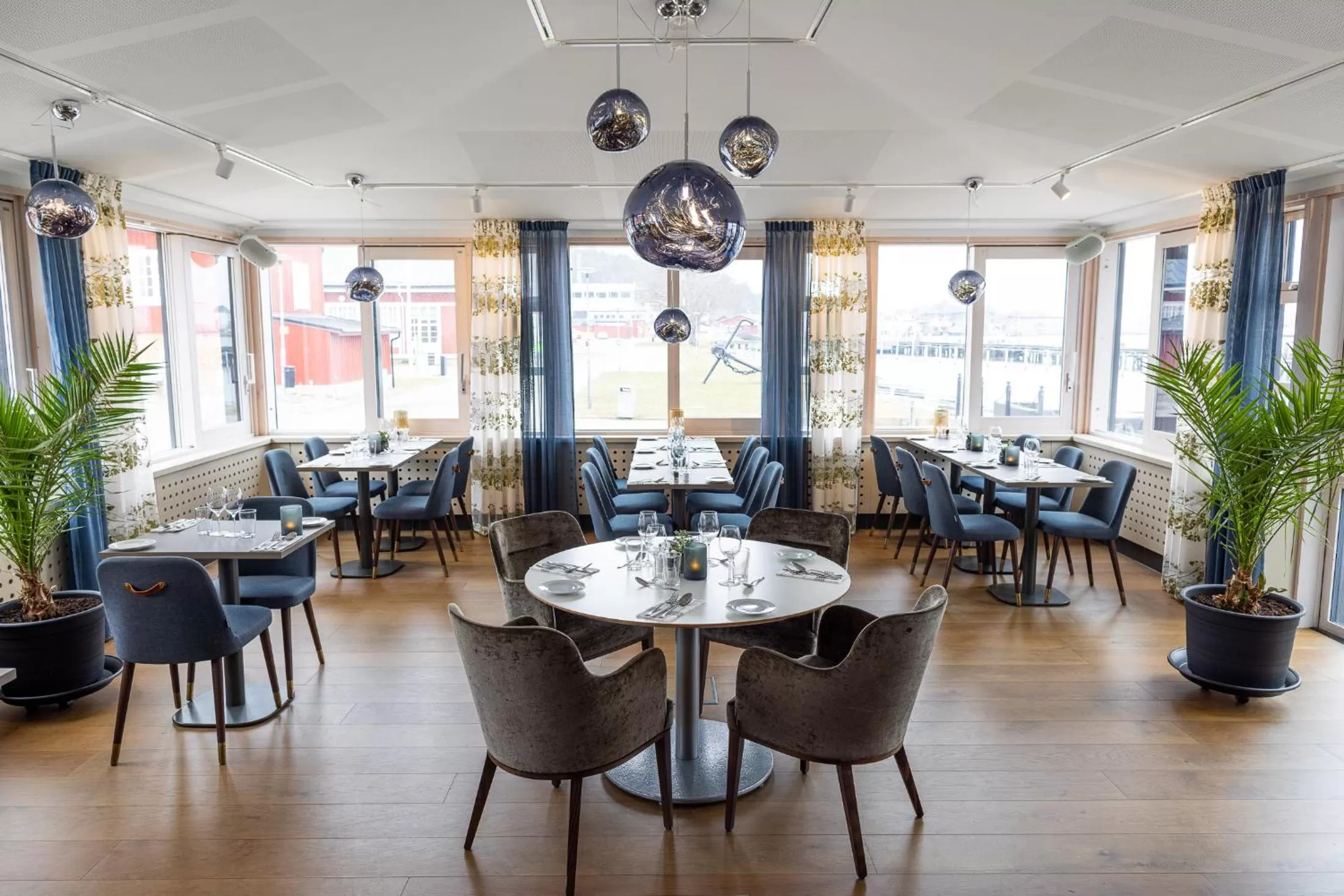 Restaurant/places to eat in Thon Partner Hotel Dockyard