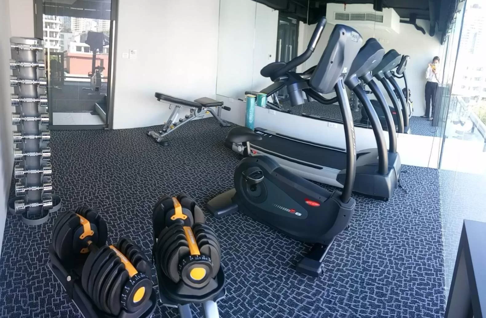 Fitness centre/facilities in ashley hotel bkk