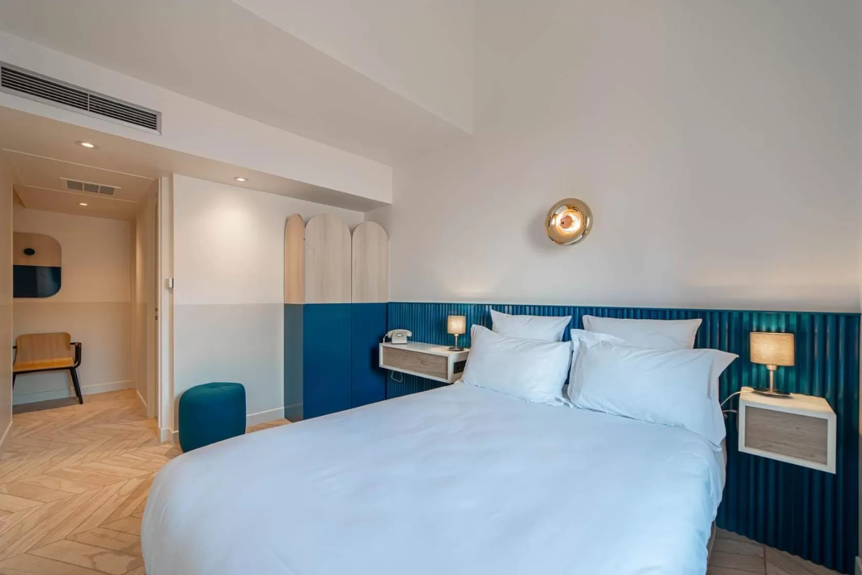 Photo of the whole room, Bed in Hôtel du Palais de l'Isle