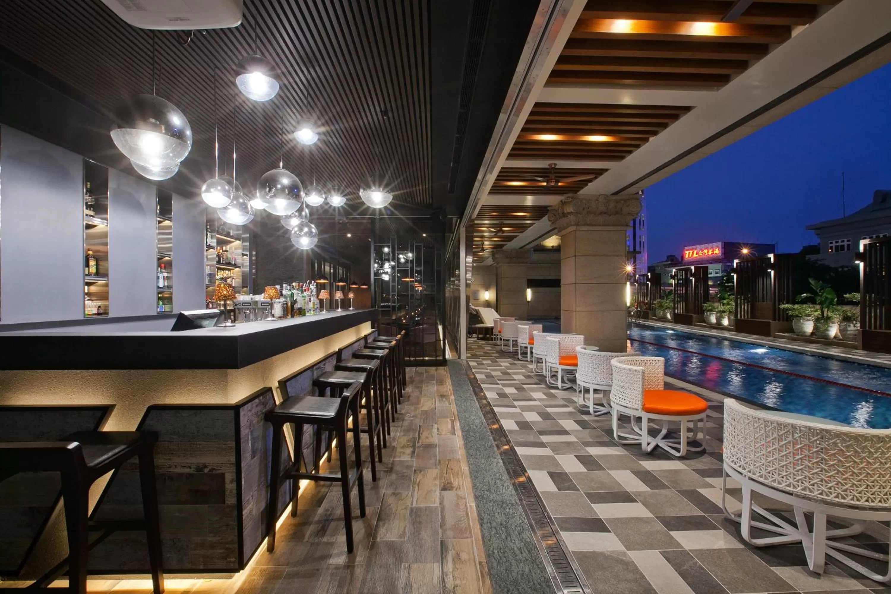 Lounge or bar in Miramar Garden Taipei