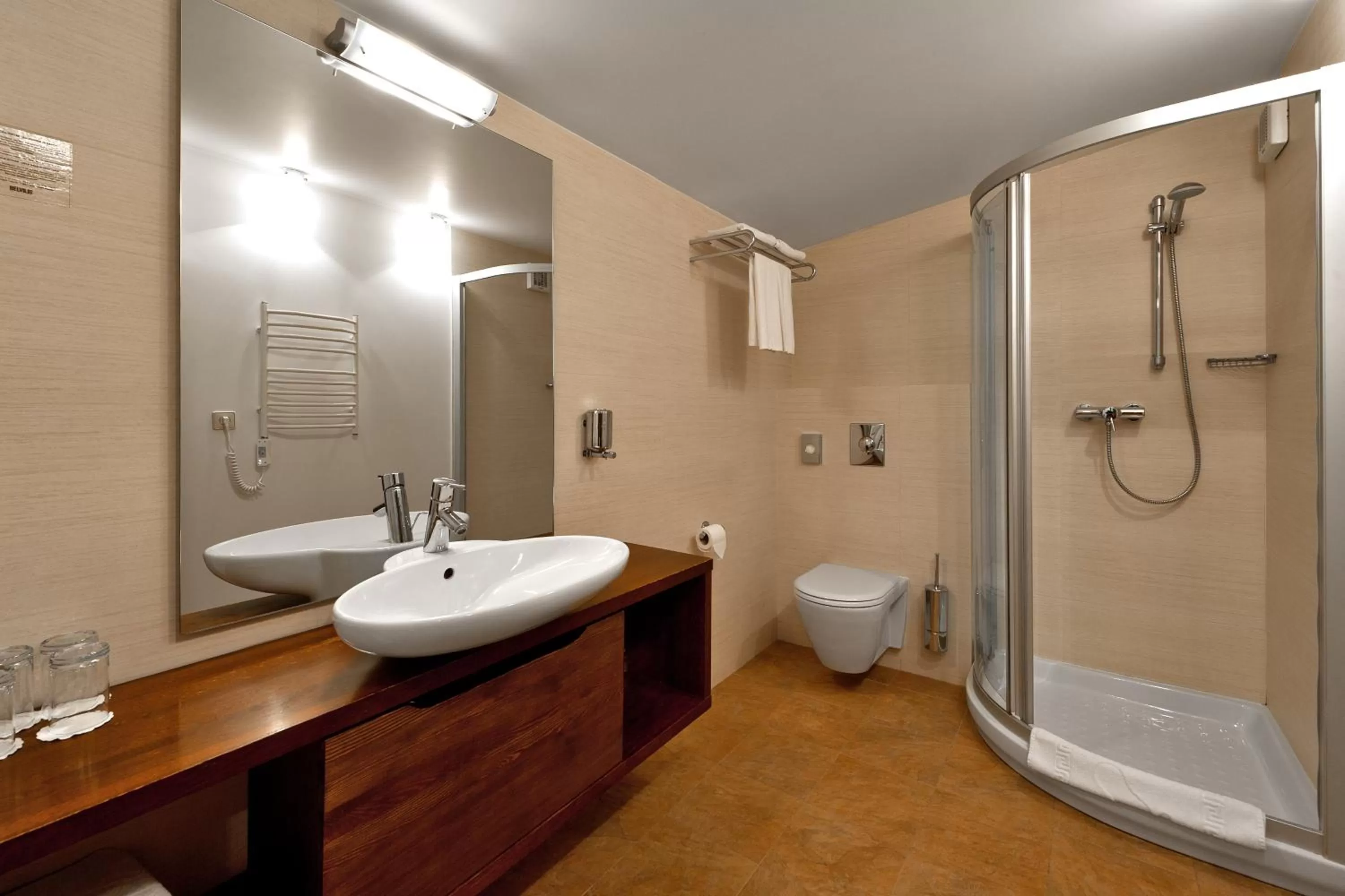 Bathroom in Belvilis Hotel