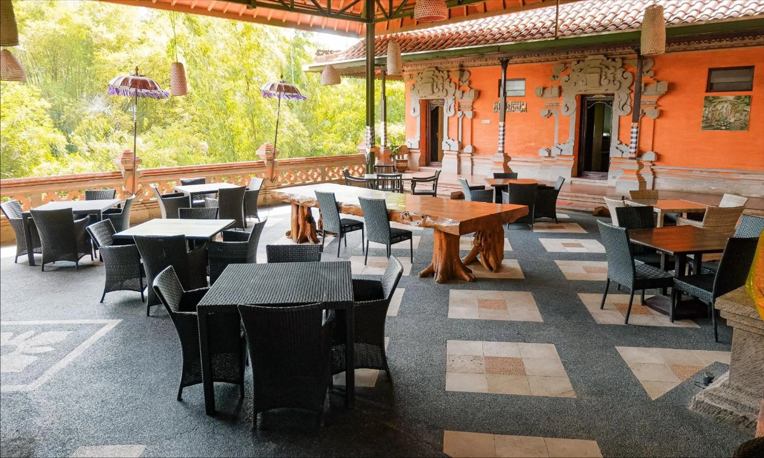 Restaurant/places to eat in Ubud Hotel & Cottages