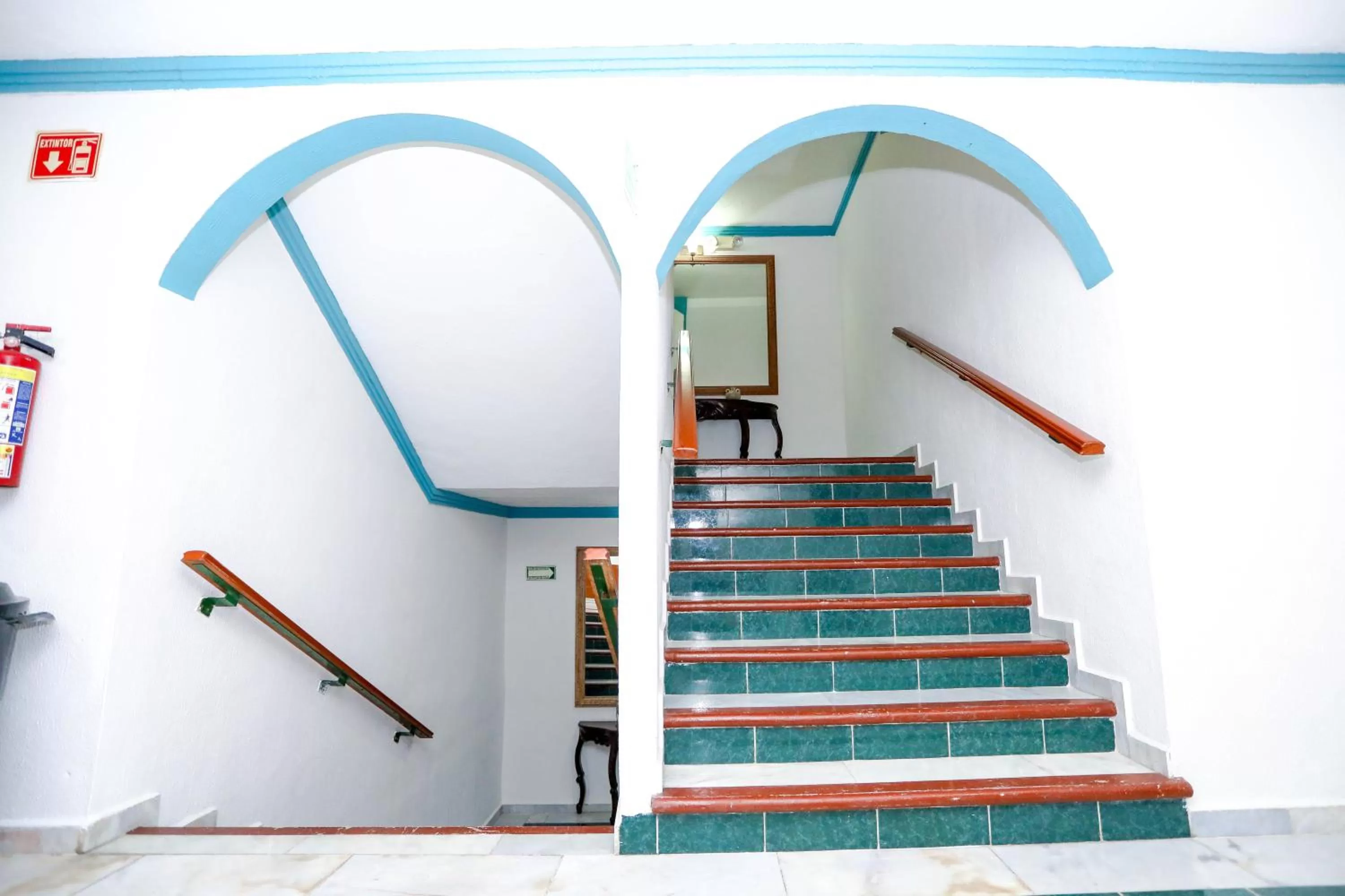 Property building in Hotel Avenida Cancun