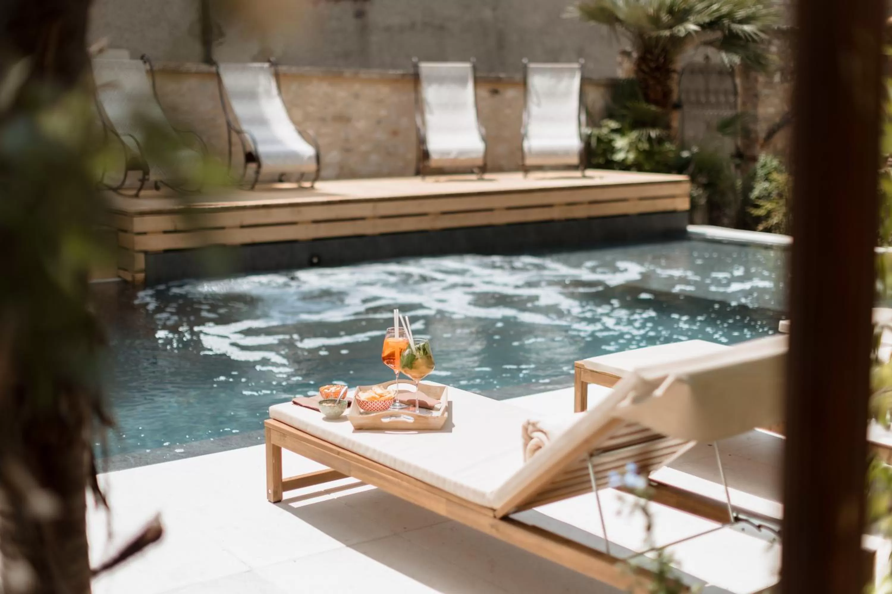 Swimming pool in Classique