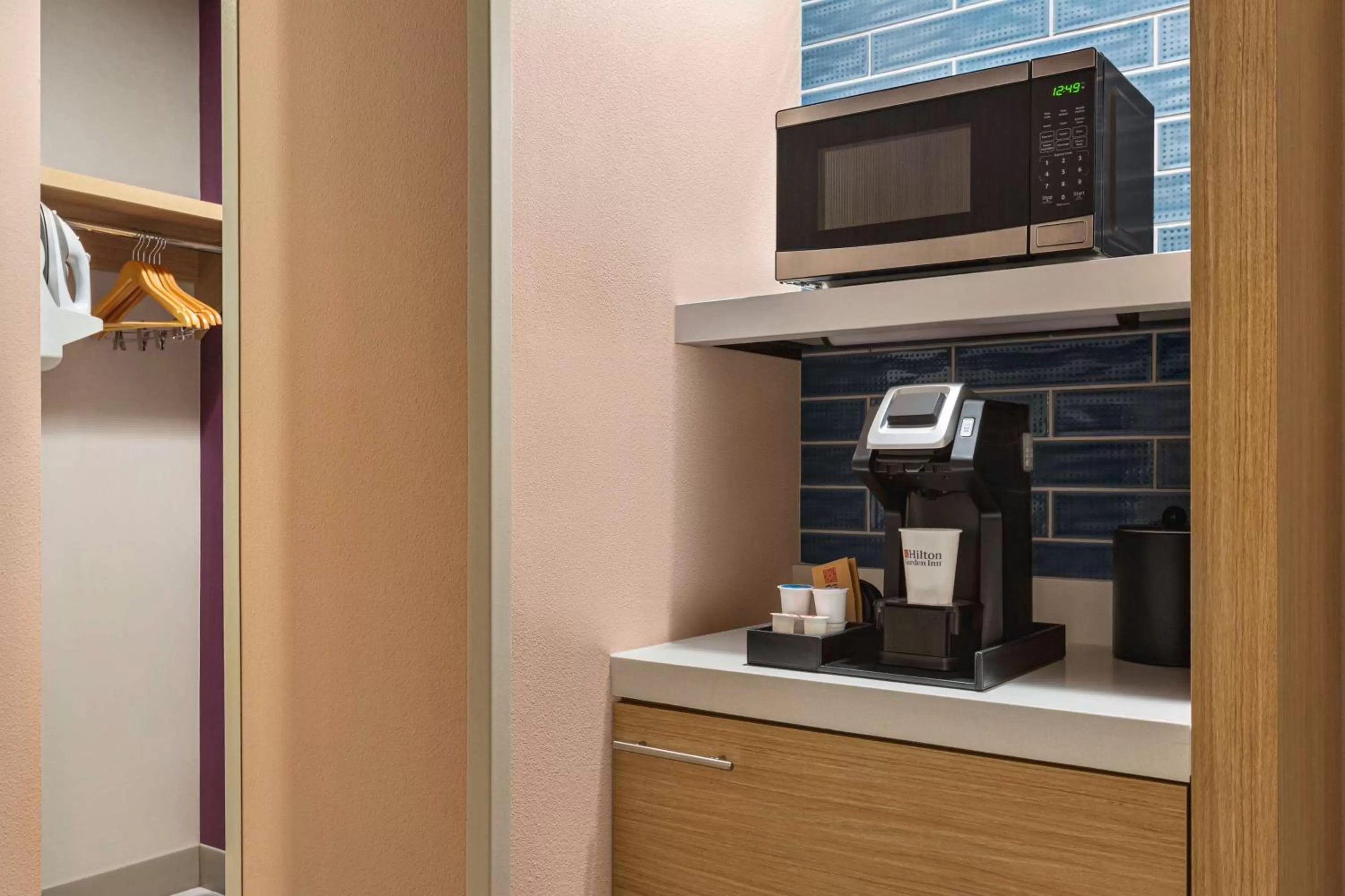 Bedroom in Hilton Garden Inn Nashville West End Avenue