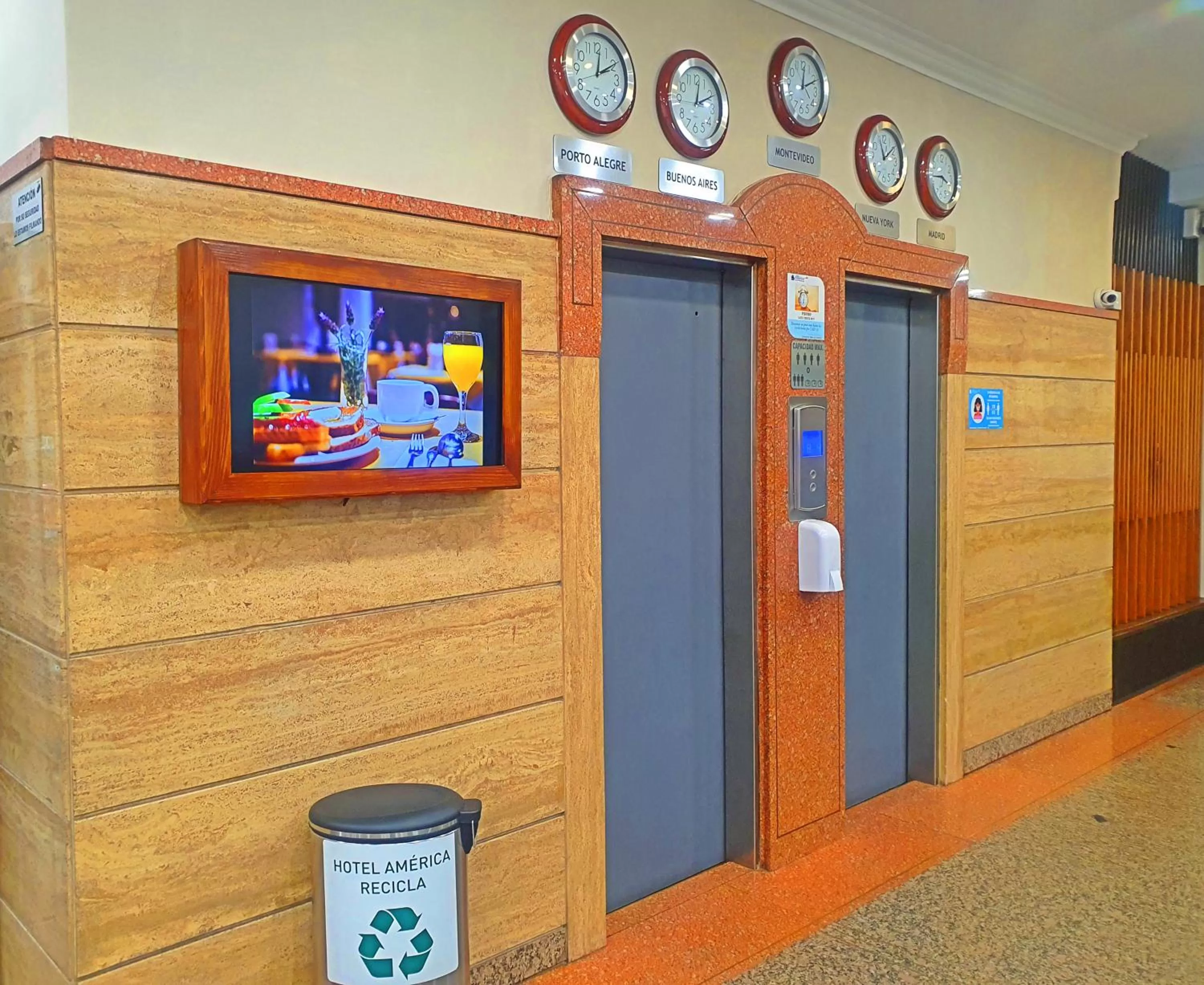 Property building in Hotel America