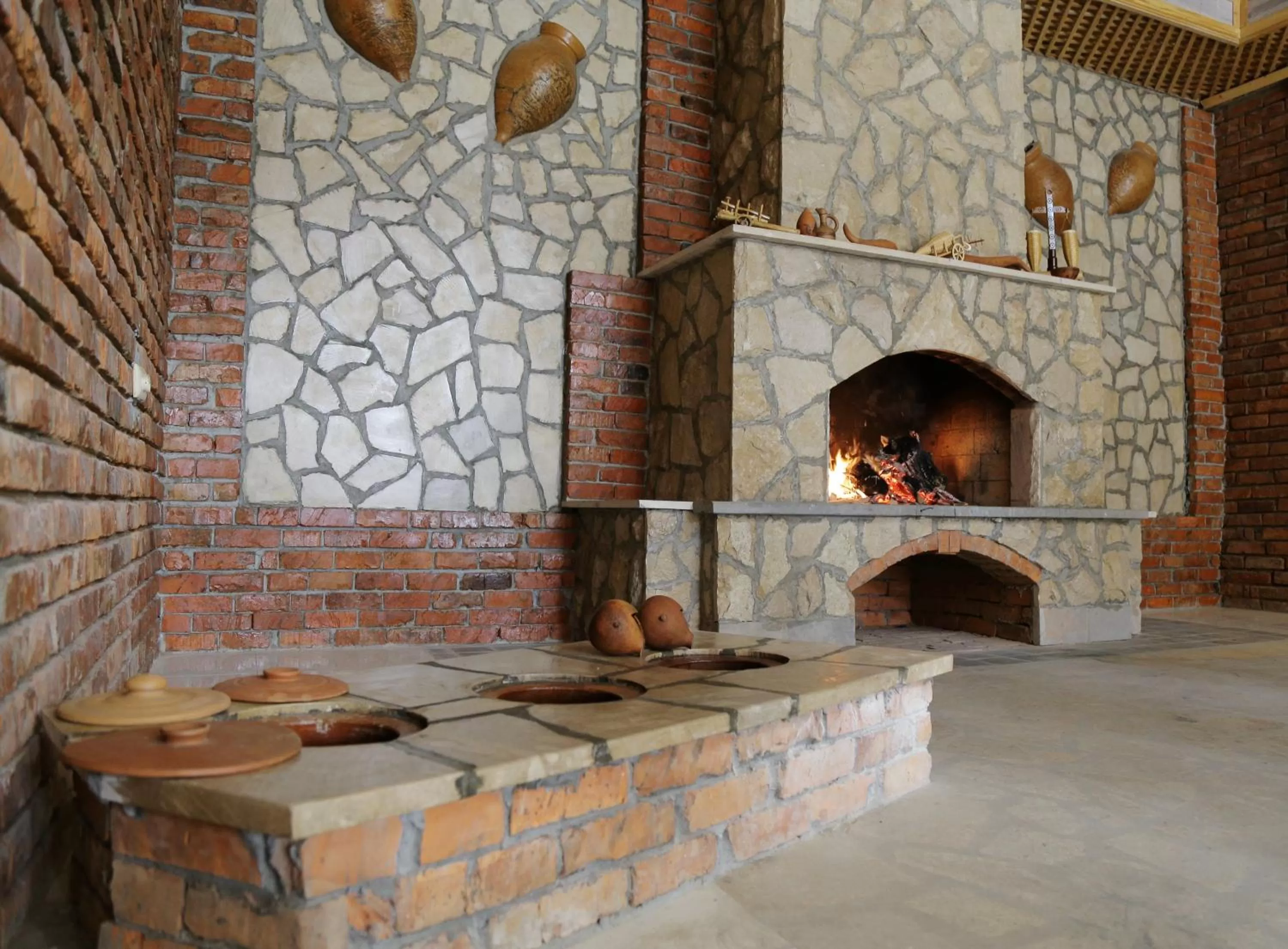 Restaurant/places to eat in Hotel Shogi