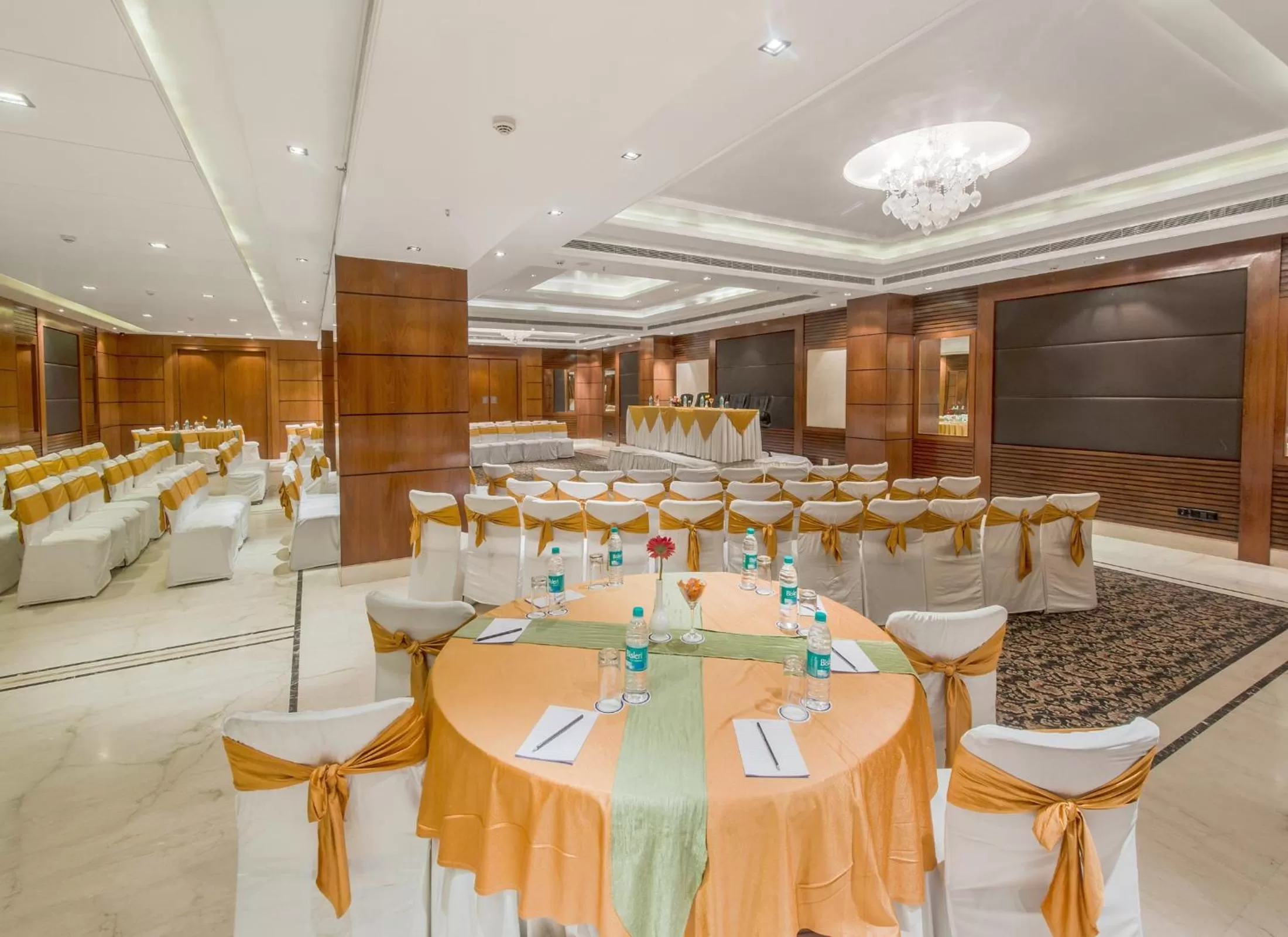 Business facilities in Sarovar Portico Jaipur