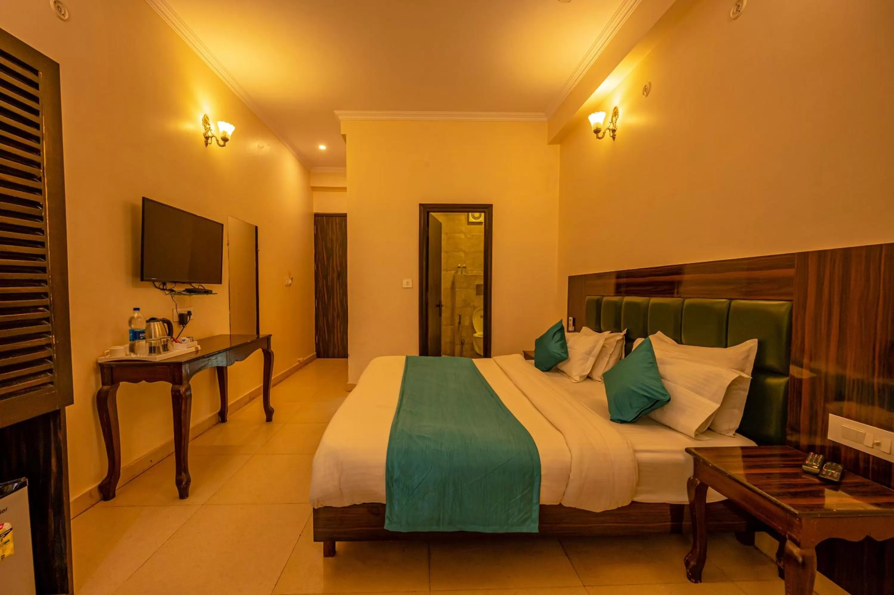 Bed in Hotel Rishikesh Grand by Kool Stays