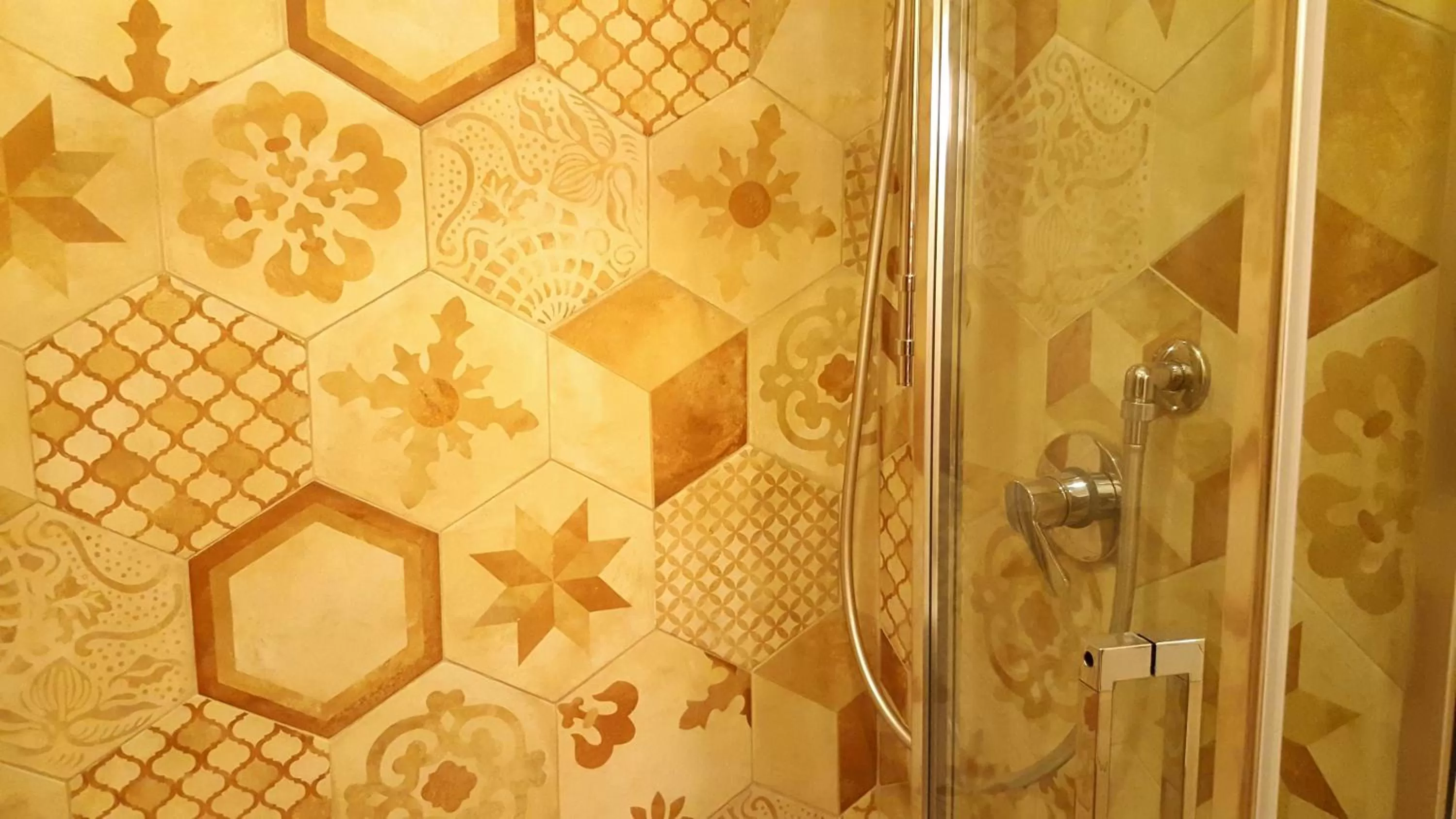 Bathroom in B&B Arco Di Gallieno