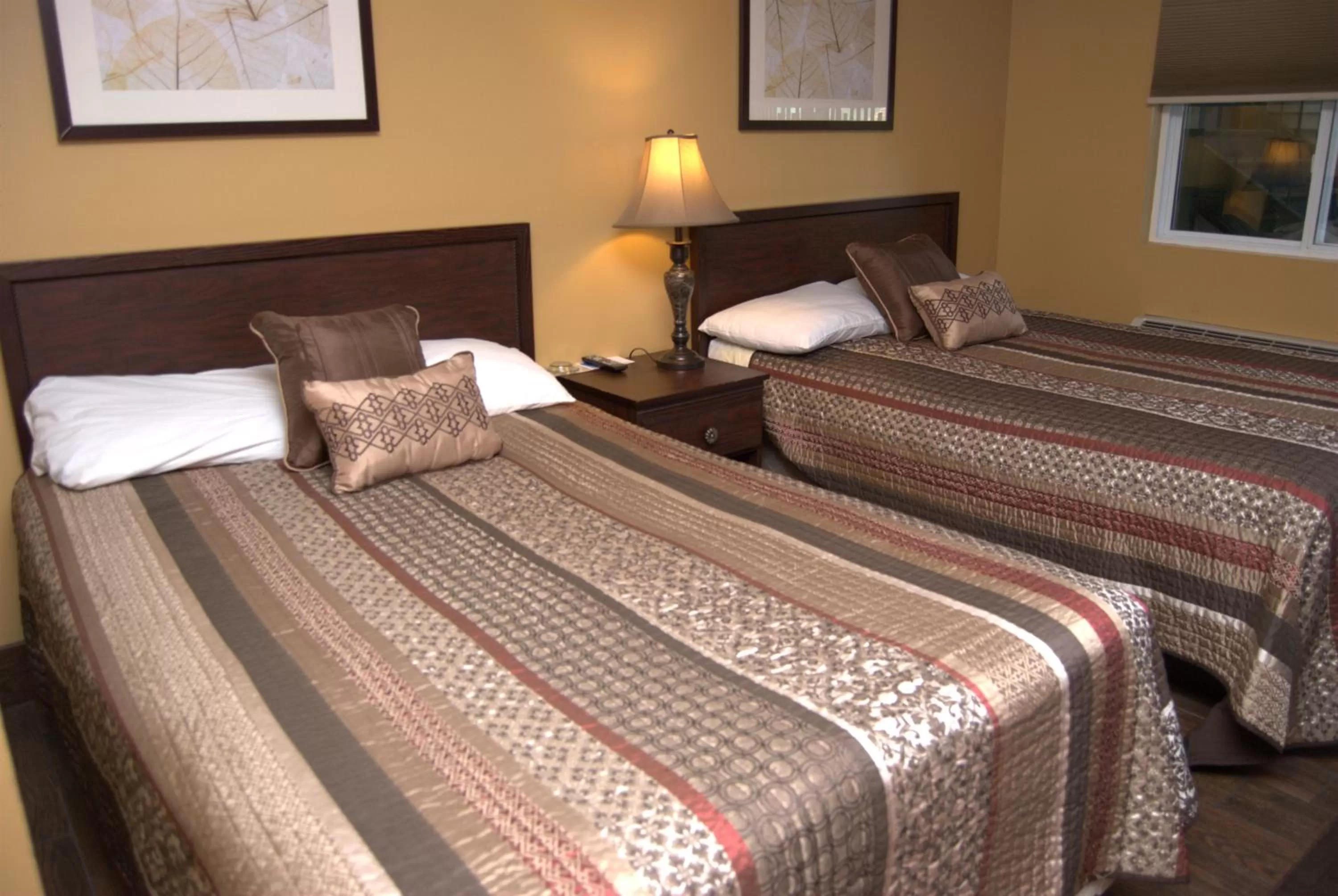 Bed in Commodore Resort