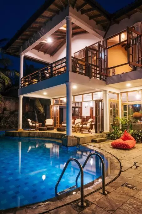 Swimming Pool in Sānti Beach House with pool & beach