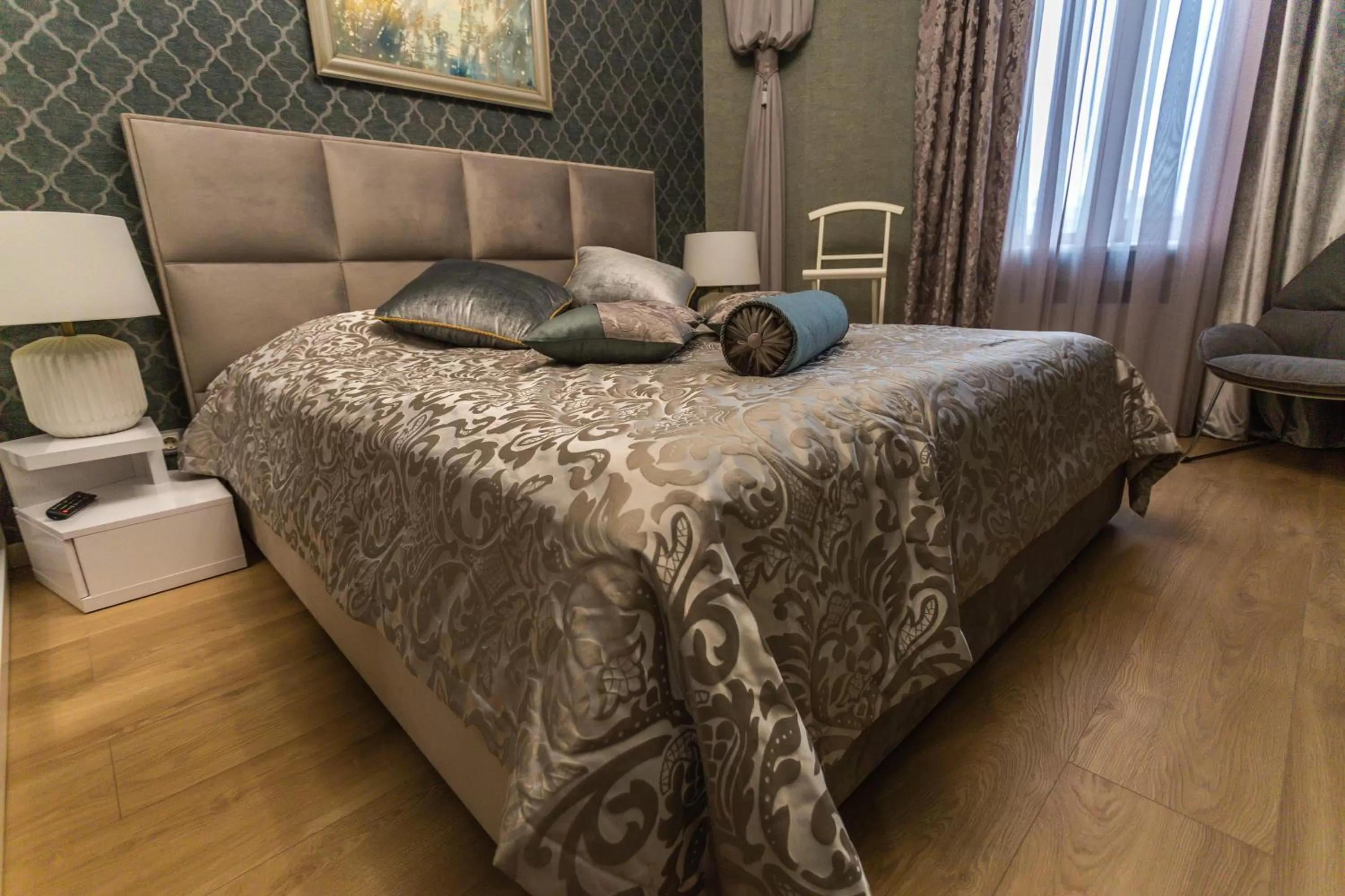 Bedroom, Bed in Hotel "Mandarin Clubhouse"