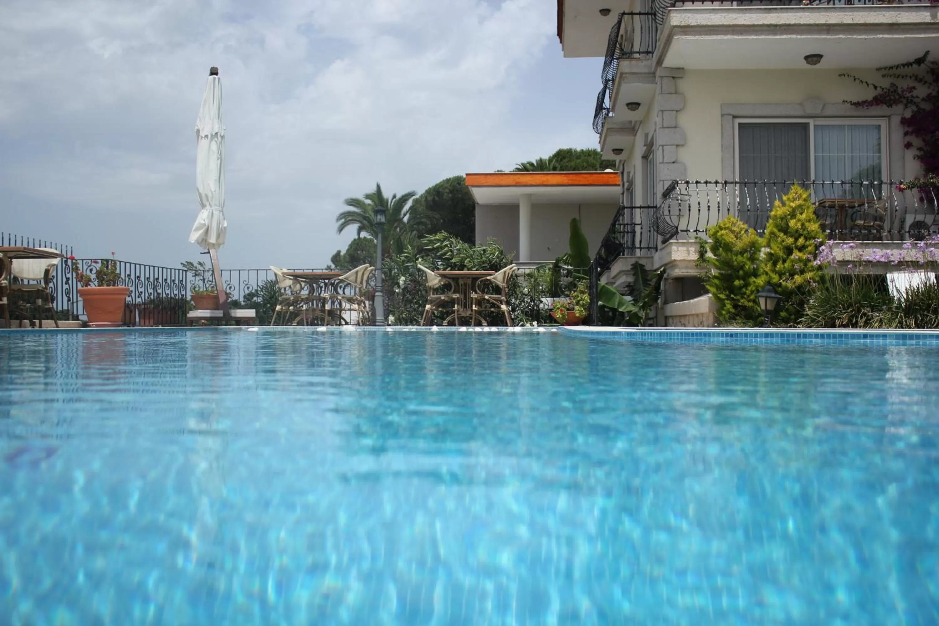 Swimming Pool in Dolina Hotel