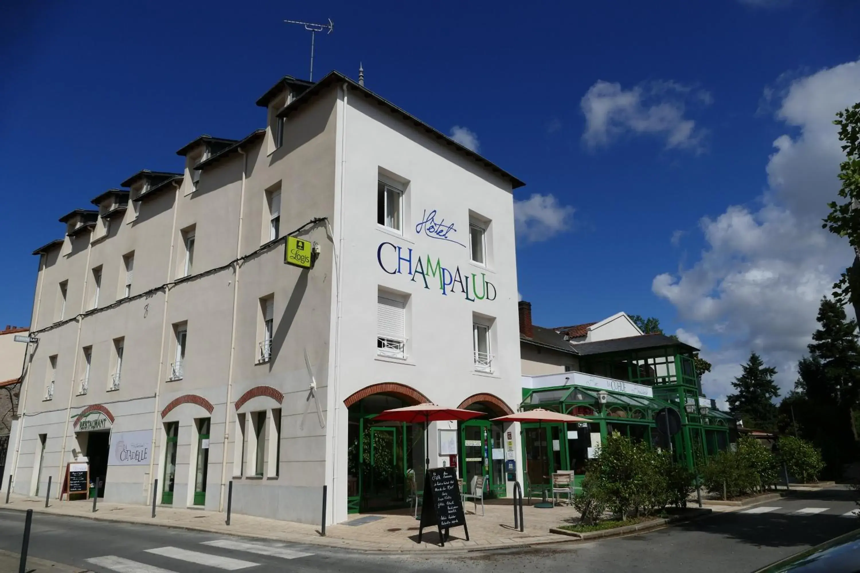 Logis Hotels Le Champalud Restaurant La Citadelle Logis Hotels Le Champalud Restaurant La Citadelle