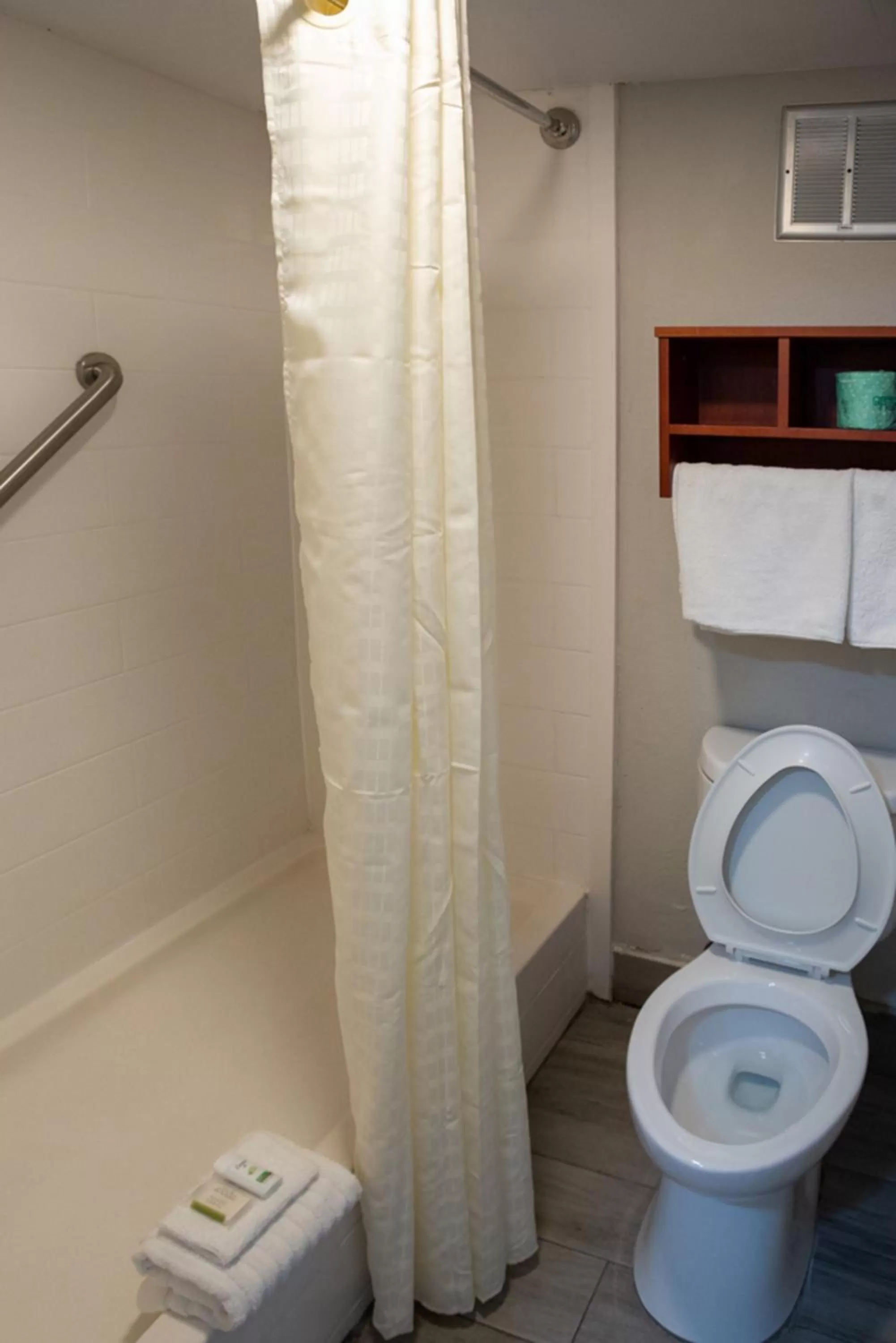 Bathroom in Baymont by Wyndham Austin University Area