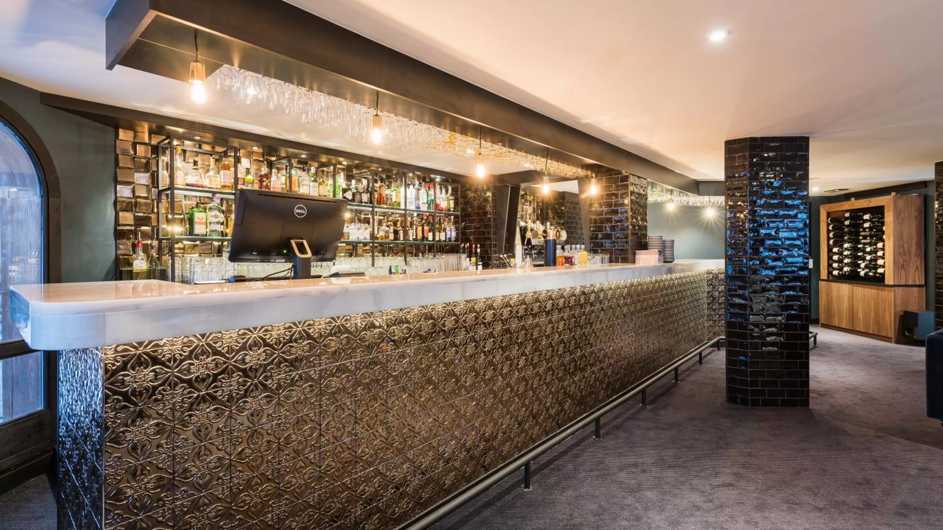 Restaurant/places to eat in Fahrenheit Seven Courchevel