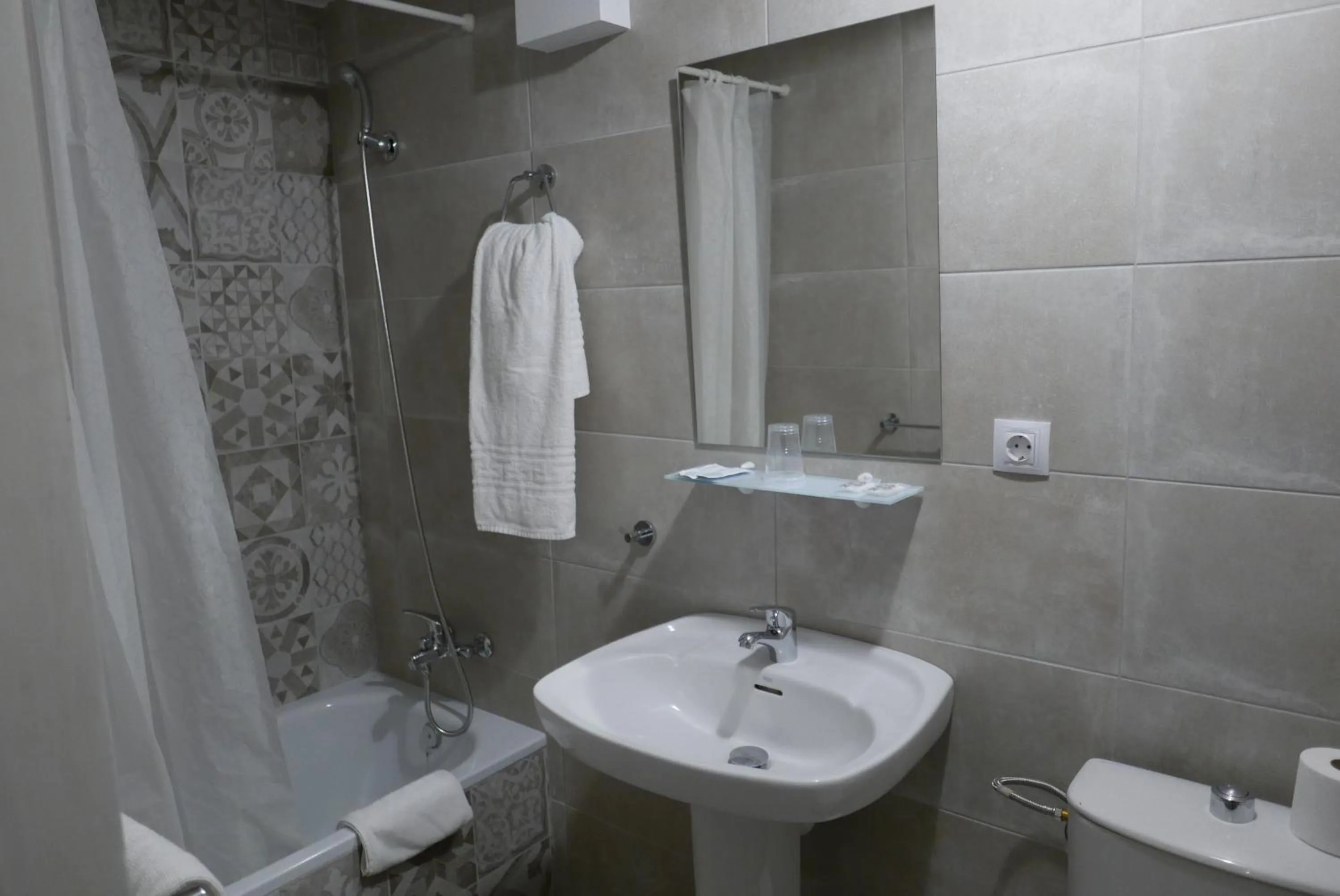 Bathroom in Hotel Antares