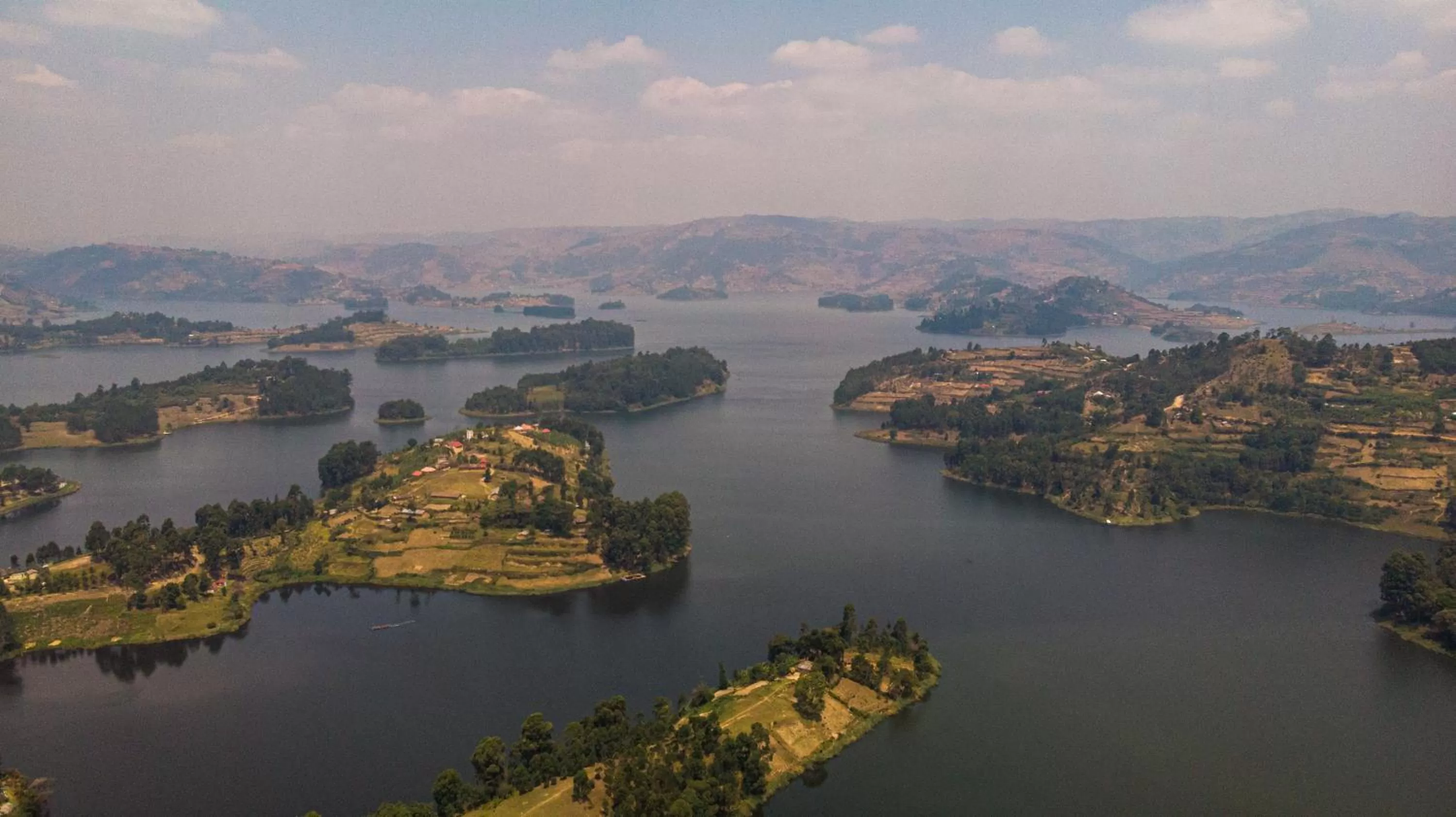 Bunyonyi Overland Resort