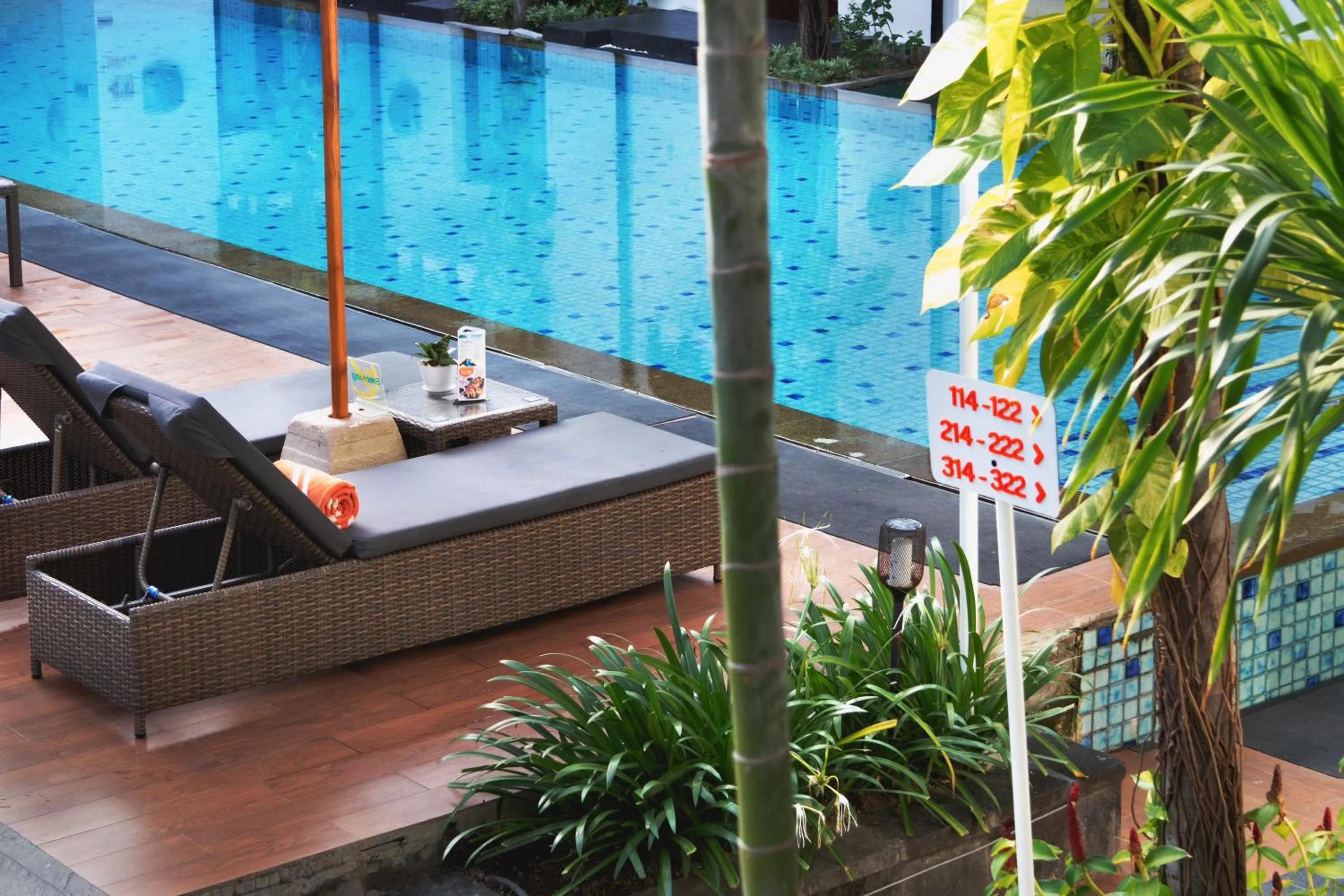 Swimming pool in HARRIS Hotel Kuta Tuban Bali