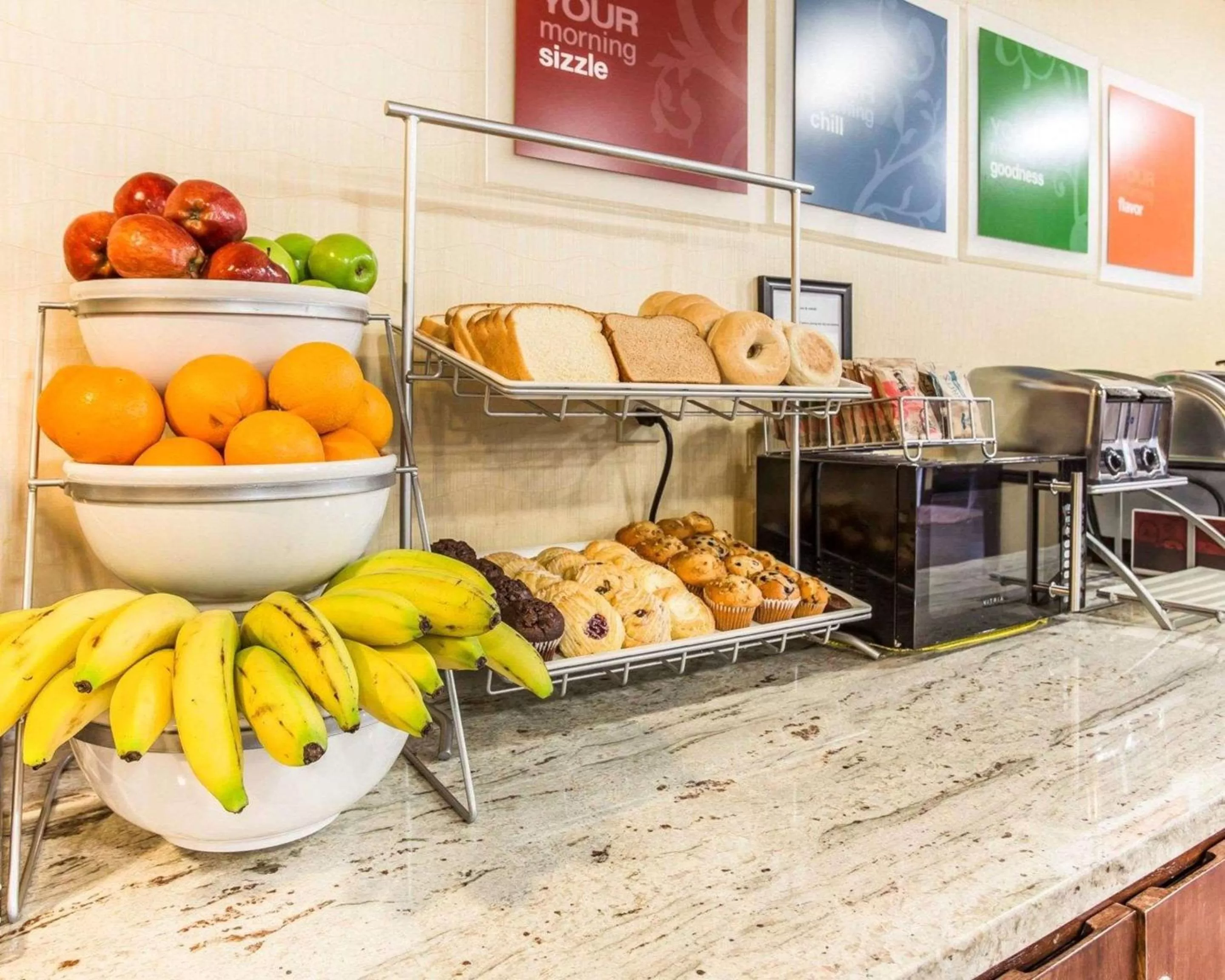 Restaurant/places to eat in Comfort Inn & Suites Ballpark Area