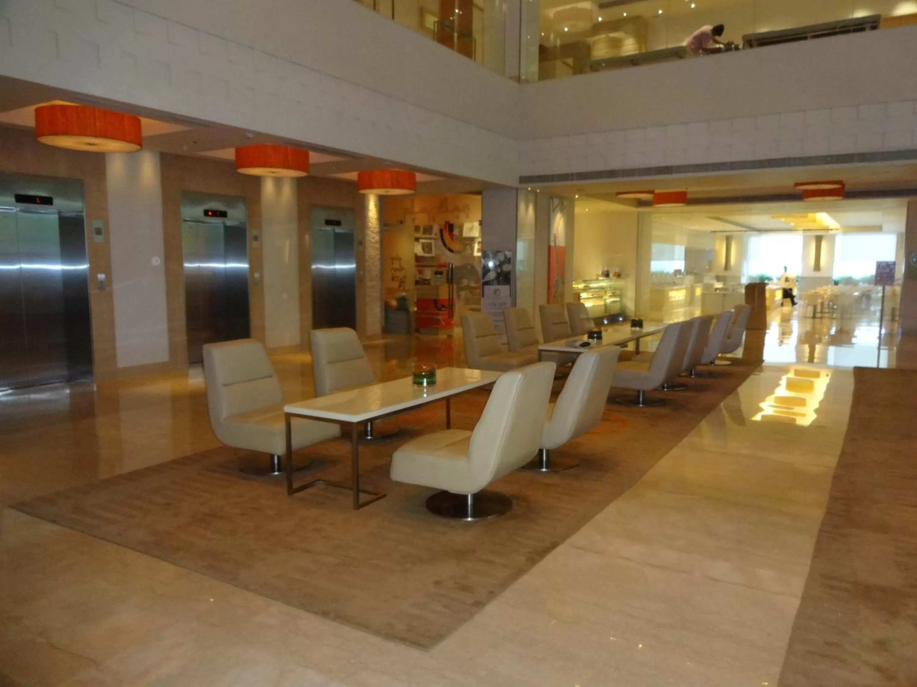Lobby or reception in The Raintree, Anna Salai