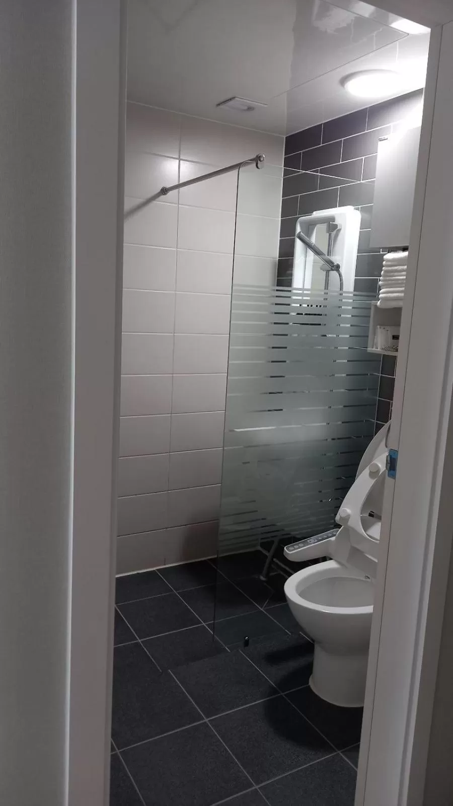 Bathroom in Hotel Jirisan Haetsal