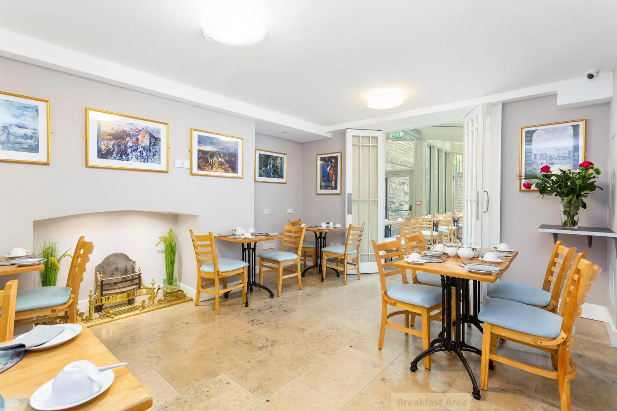 Dining area in Gardiner Lodge
