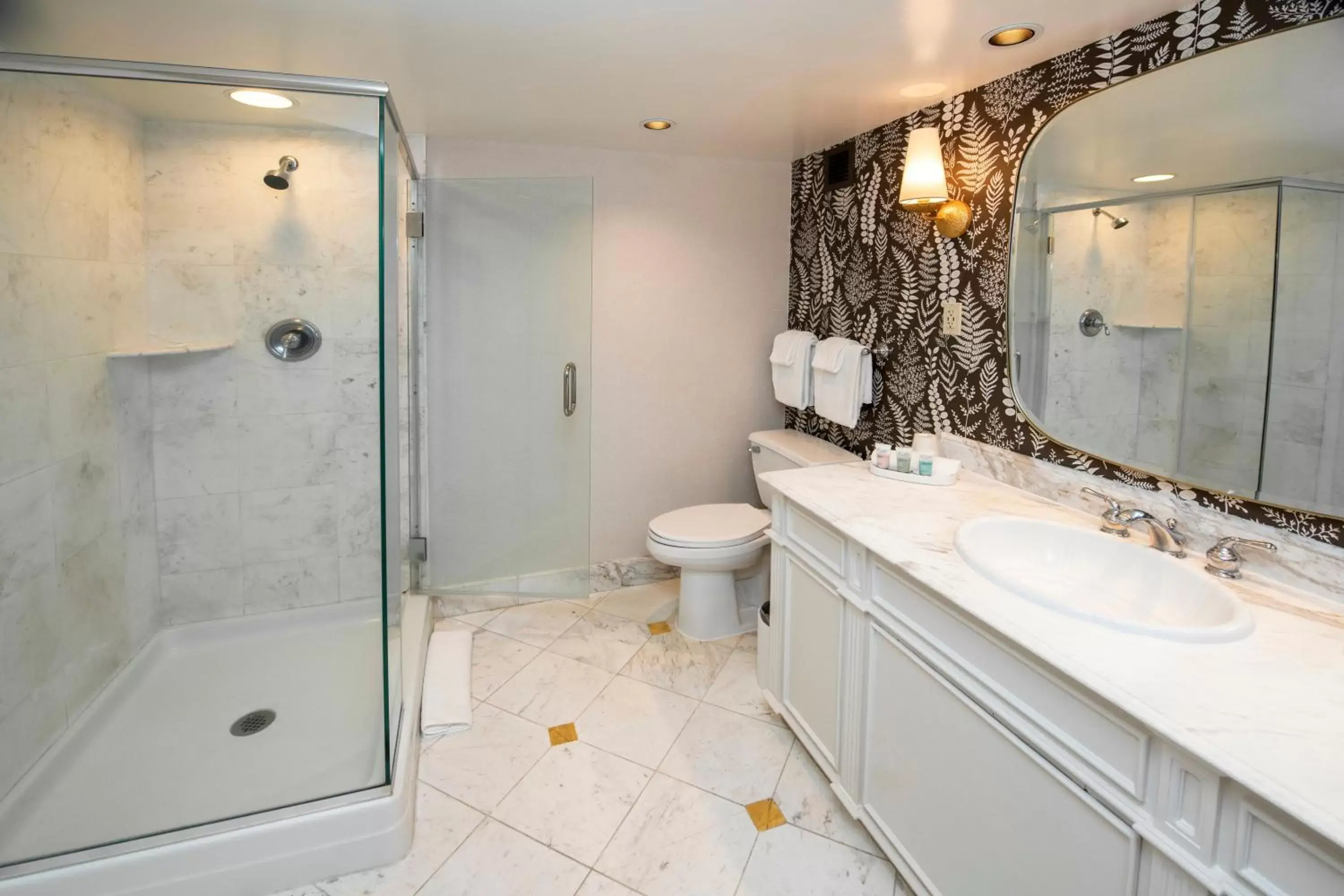 Corner King Room in Beau Rivage Resort & Casino Corner King Room in Beau Rivage Resort & Casino