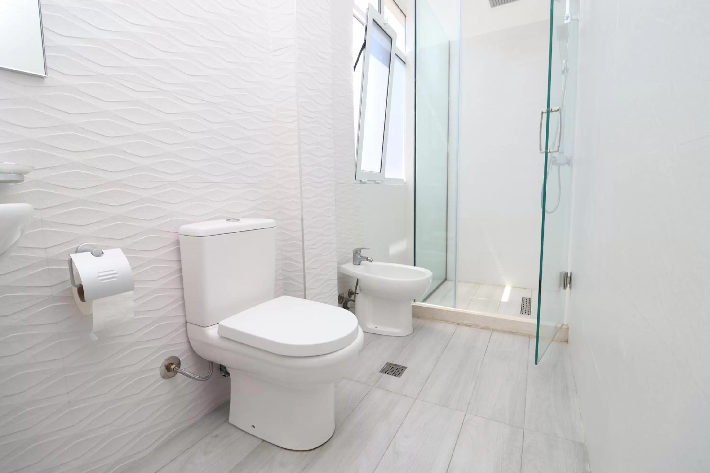 Shower, Bathroom in HOTEL KRISTAL