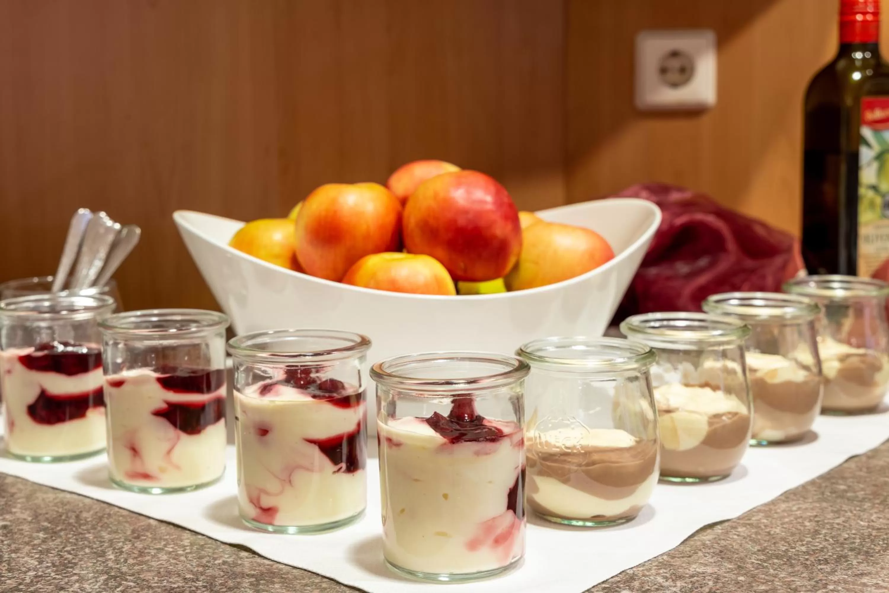 Buffet breakfast in Fly Inn Hotel Frankfurt Airport Rüsselsheim ehemals Trip Inn Hotels