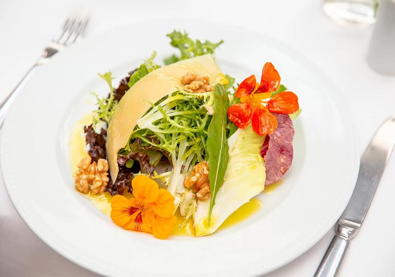 Meals in Estanplaza Nações Unidas