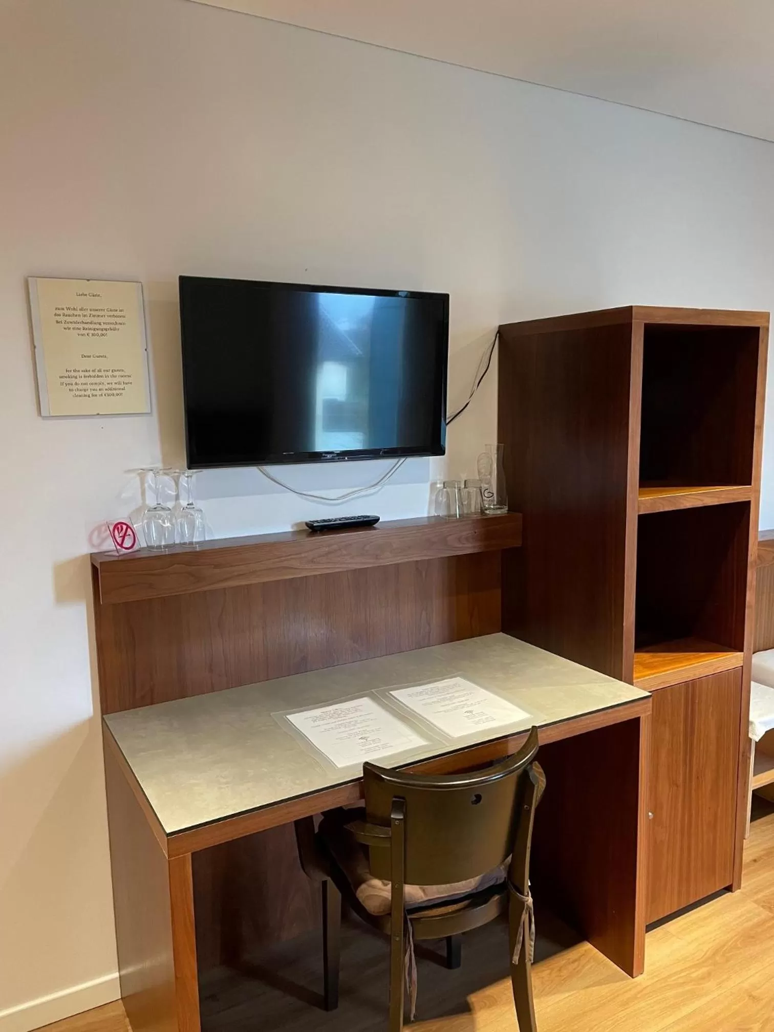 TV and multimedia, TV/Entertainment Center in Gasthof Meindl