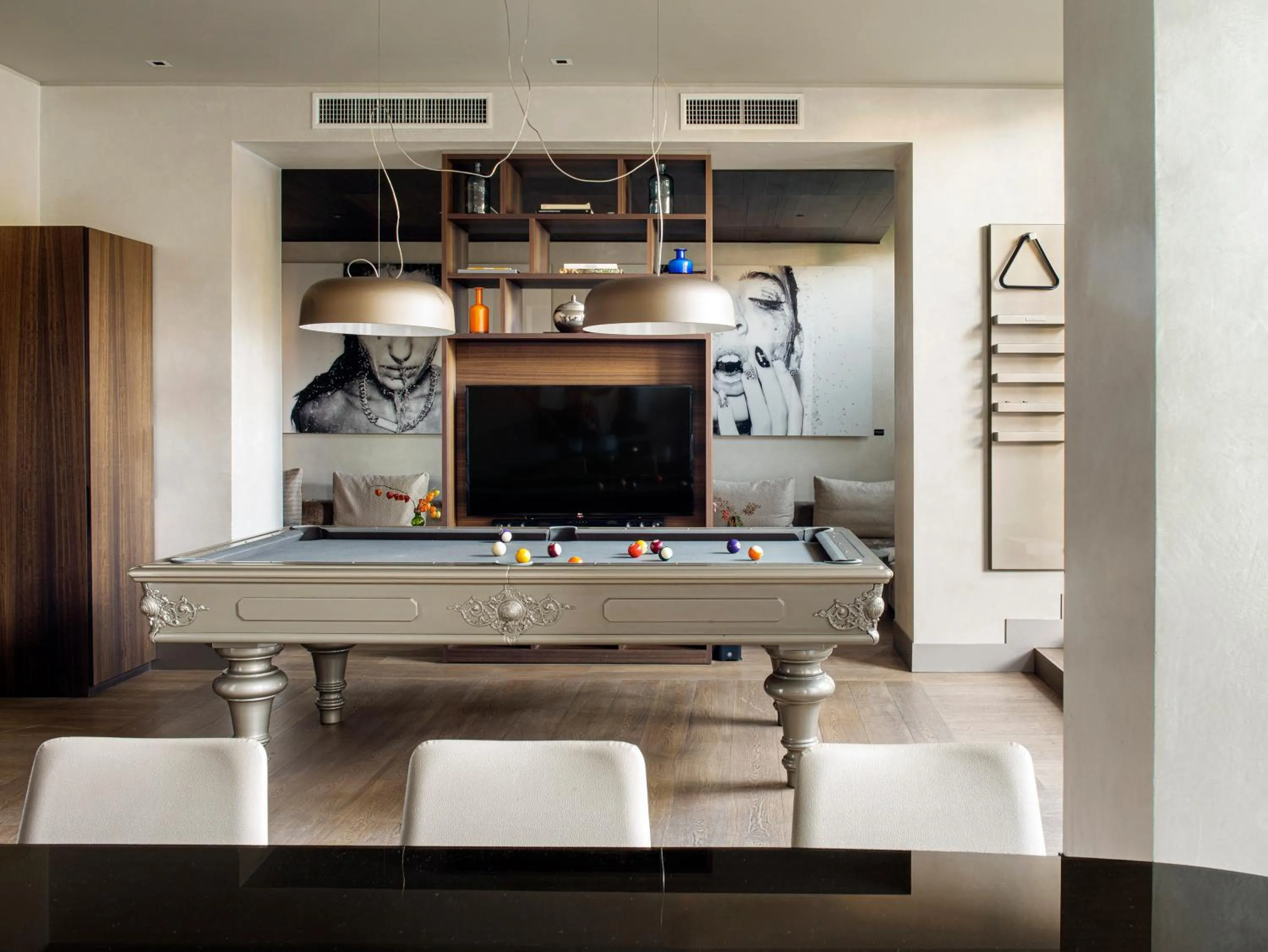 Living room in ME Milan Il Duca