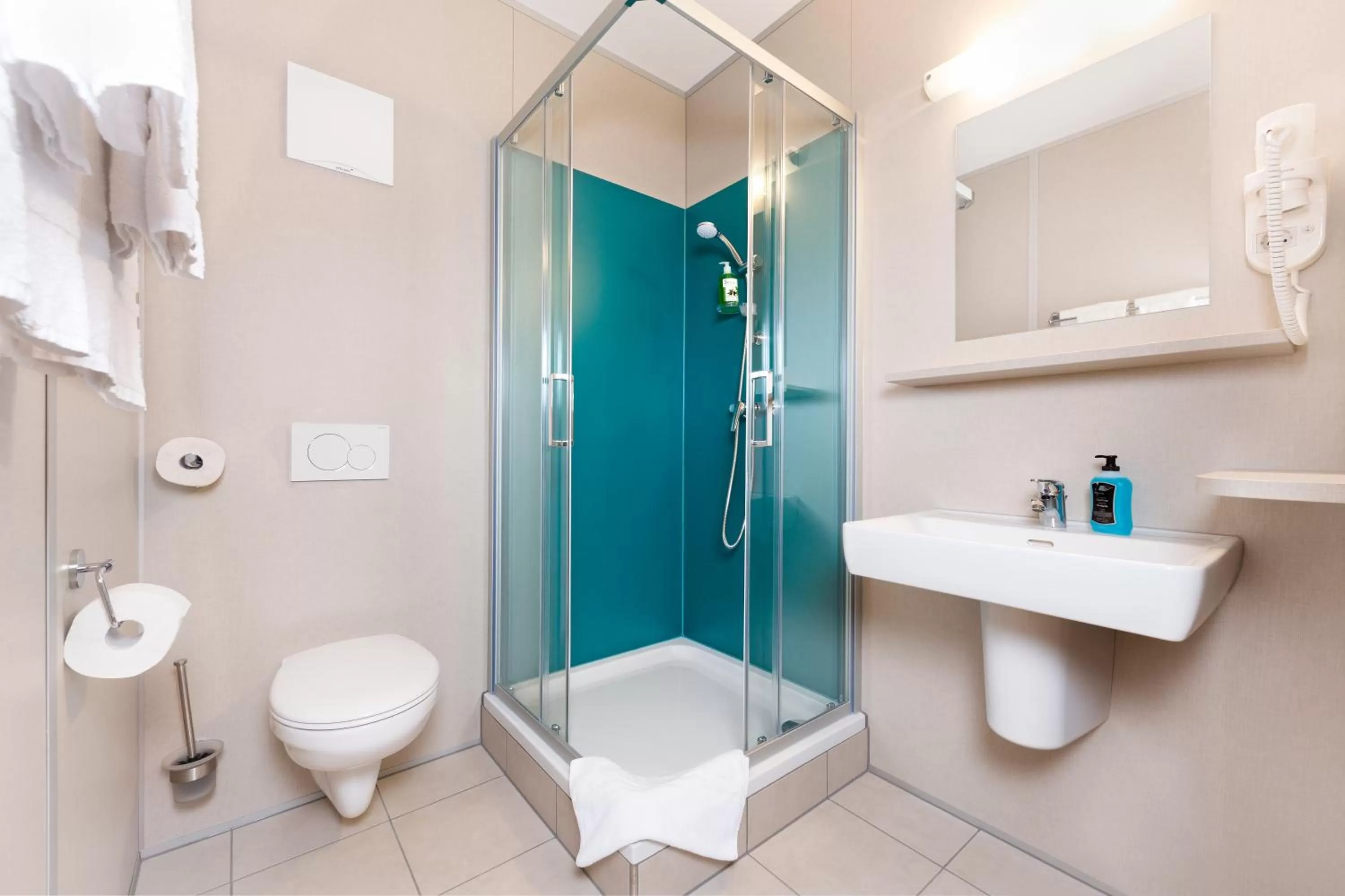 Shower in Cleverhotel