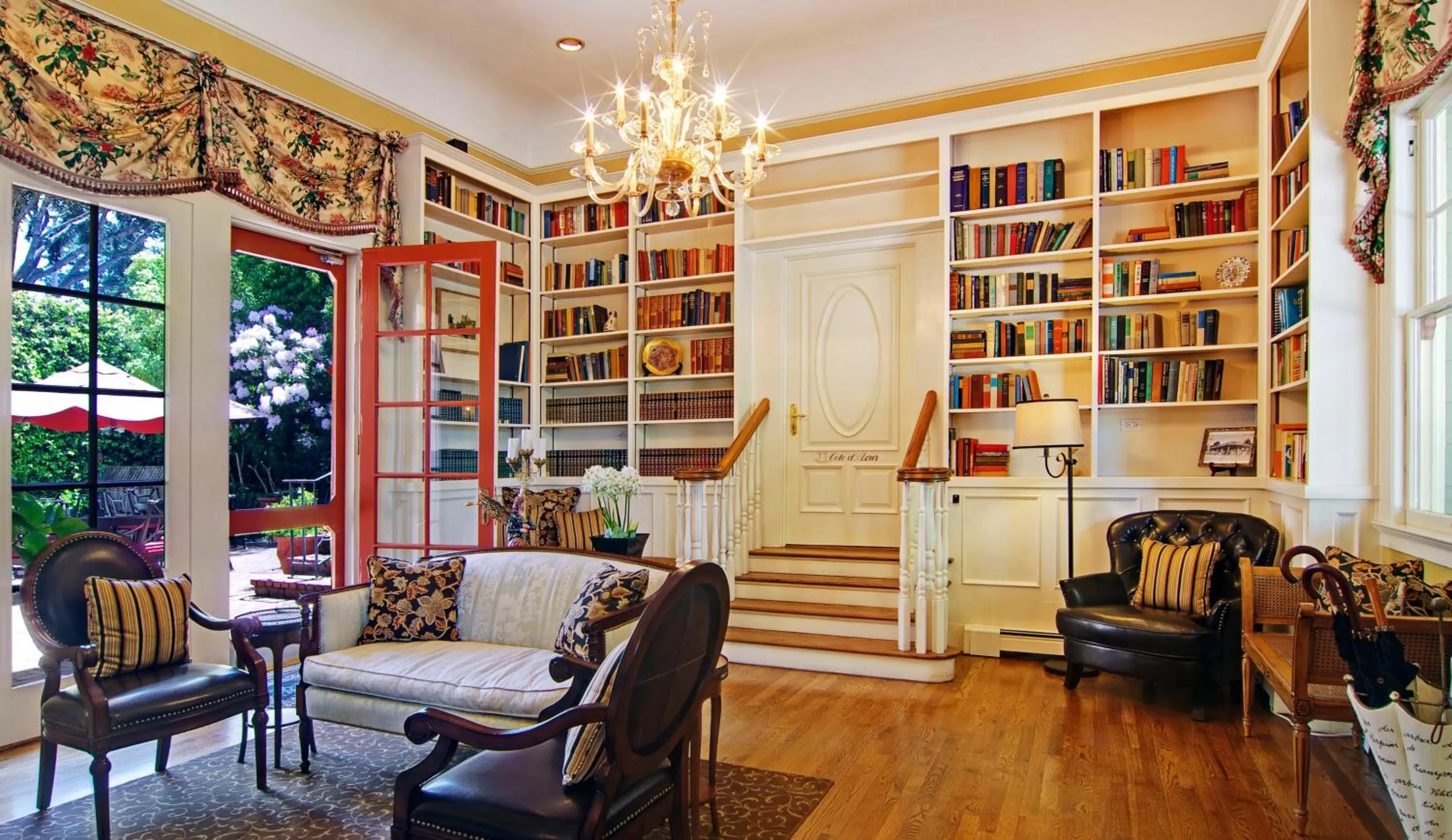 Lobby or reception in Inn at Depot Hill