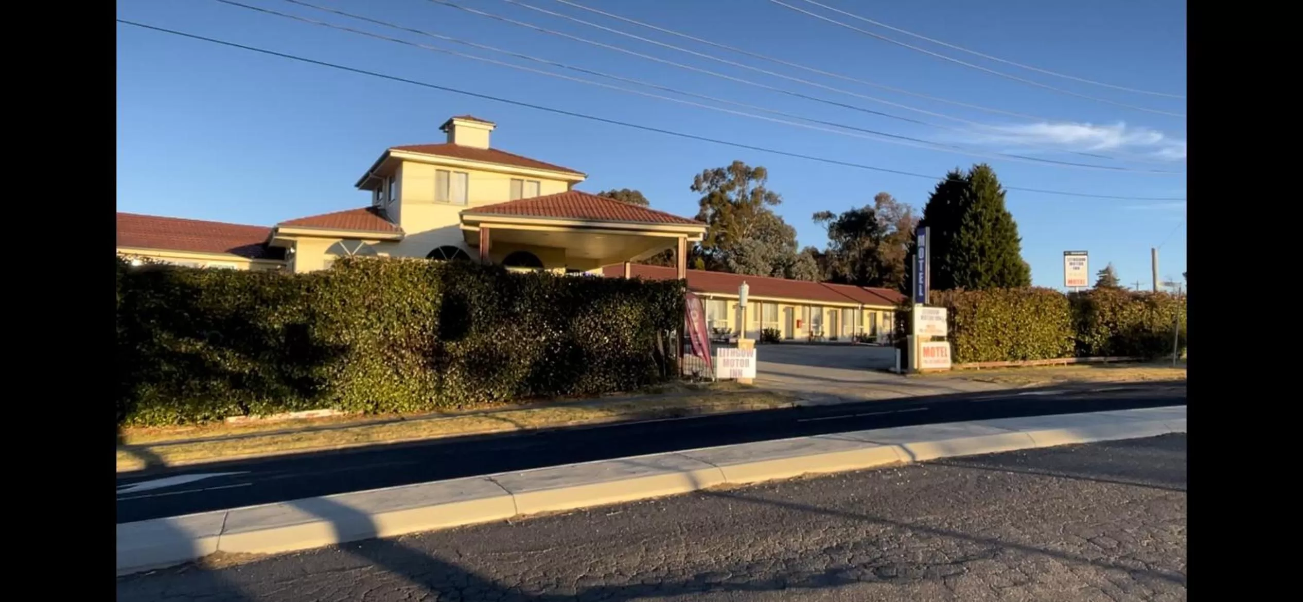 Property building in Lithgow Motor Inn